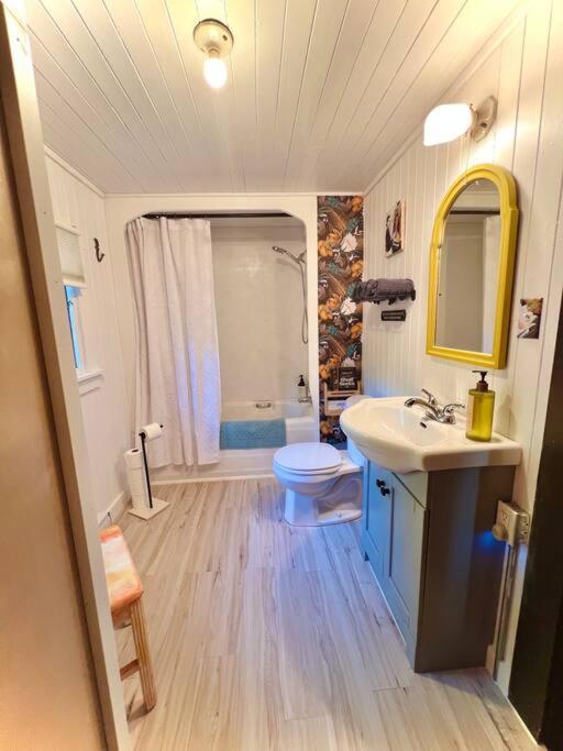 Honeymoon Bay Cottage