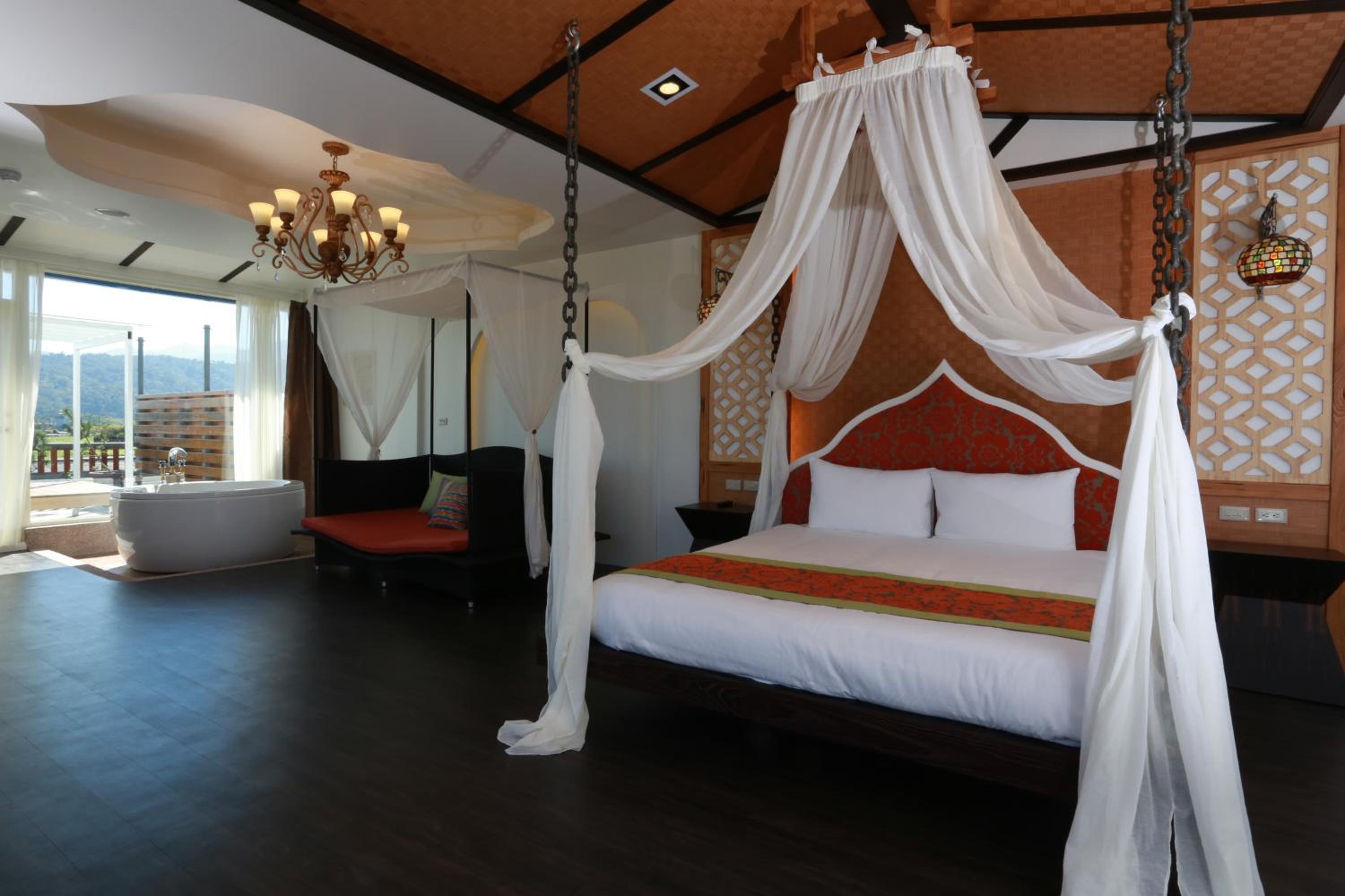 Follow Me designed B&B