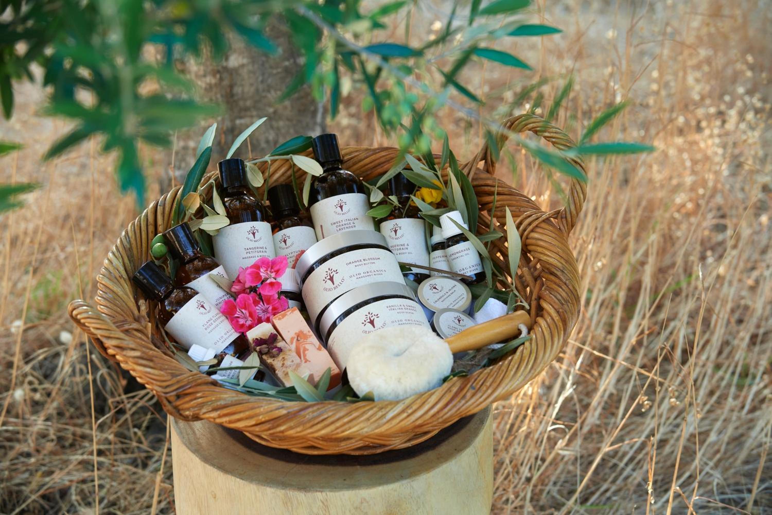 Olio Bello Lakeside Glamping