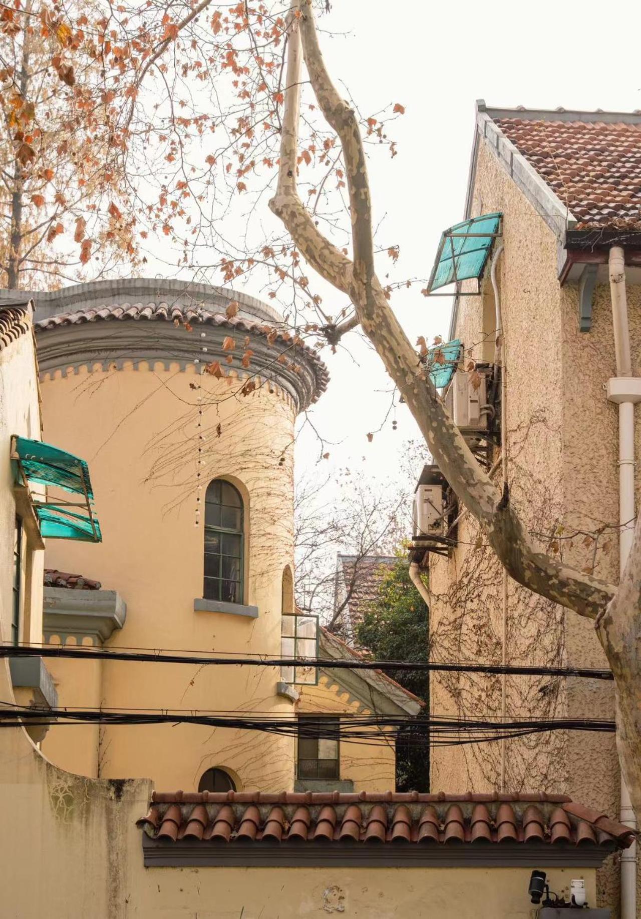 Shanghai Century Old House Downtown B&B
