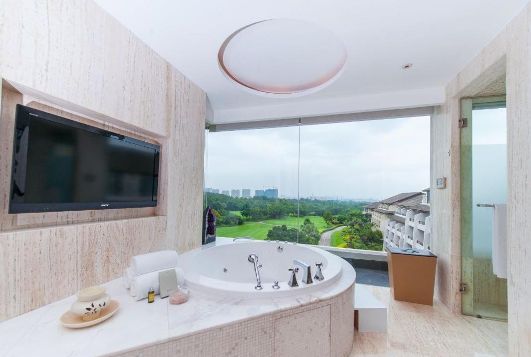 Mission Hills Hotel Resorts Shenzhen photo 38 of 207