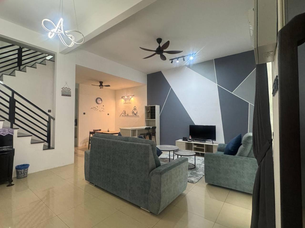 Tambun Ipoh 4BR 11Pax Full Aircond photo 2