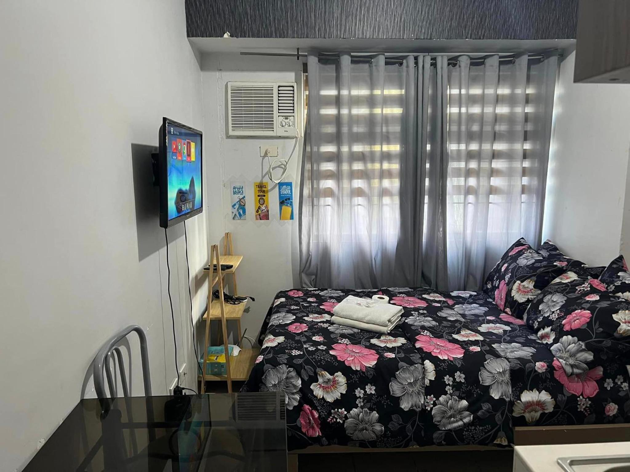 Metro Studio - Unli Wifi and Netflix view 2