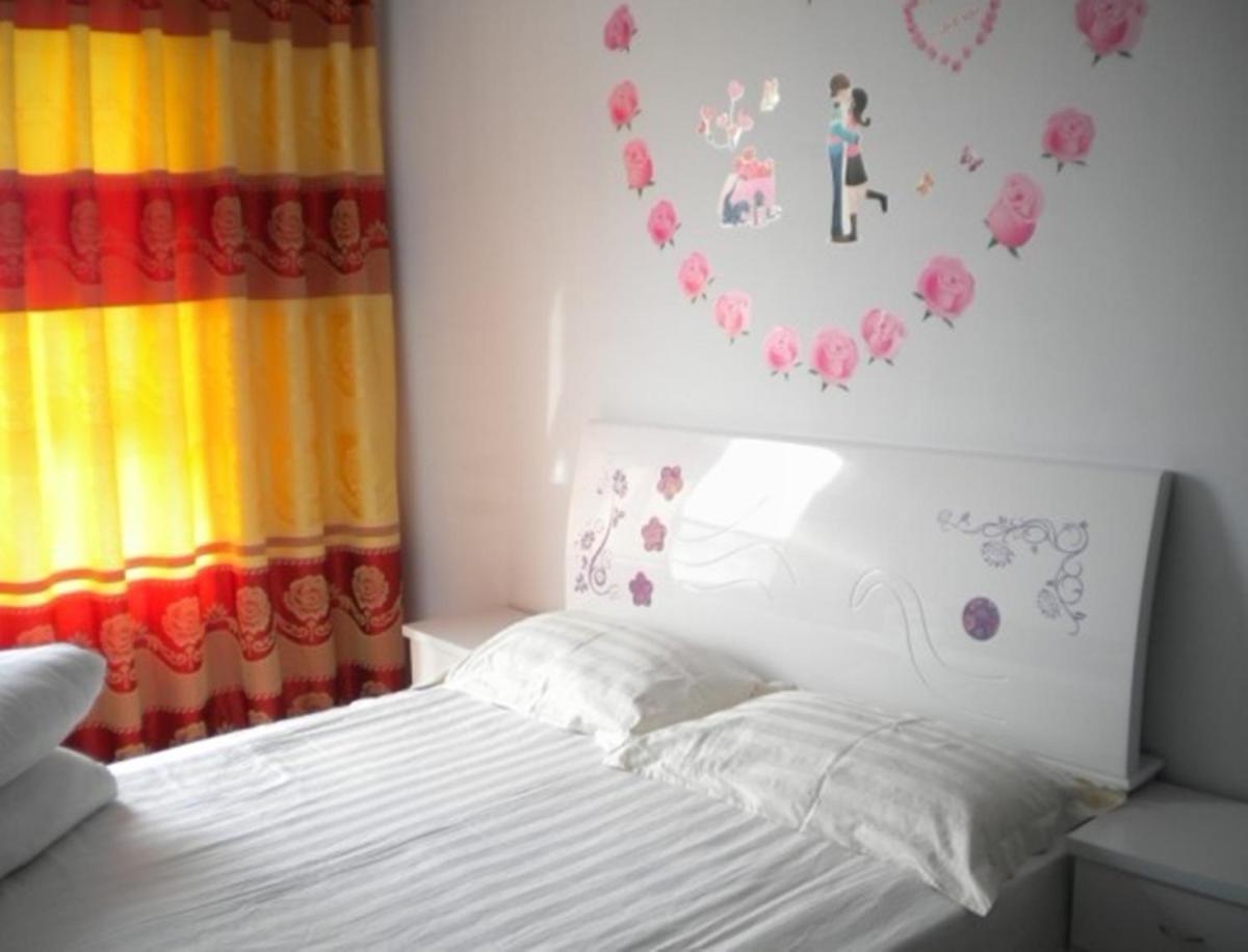 Chengde Mountain Resort Xinyu Apartment, photo 22