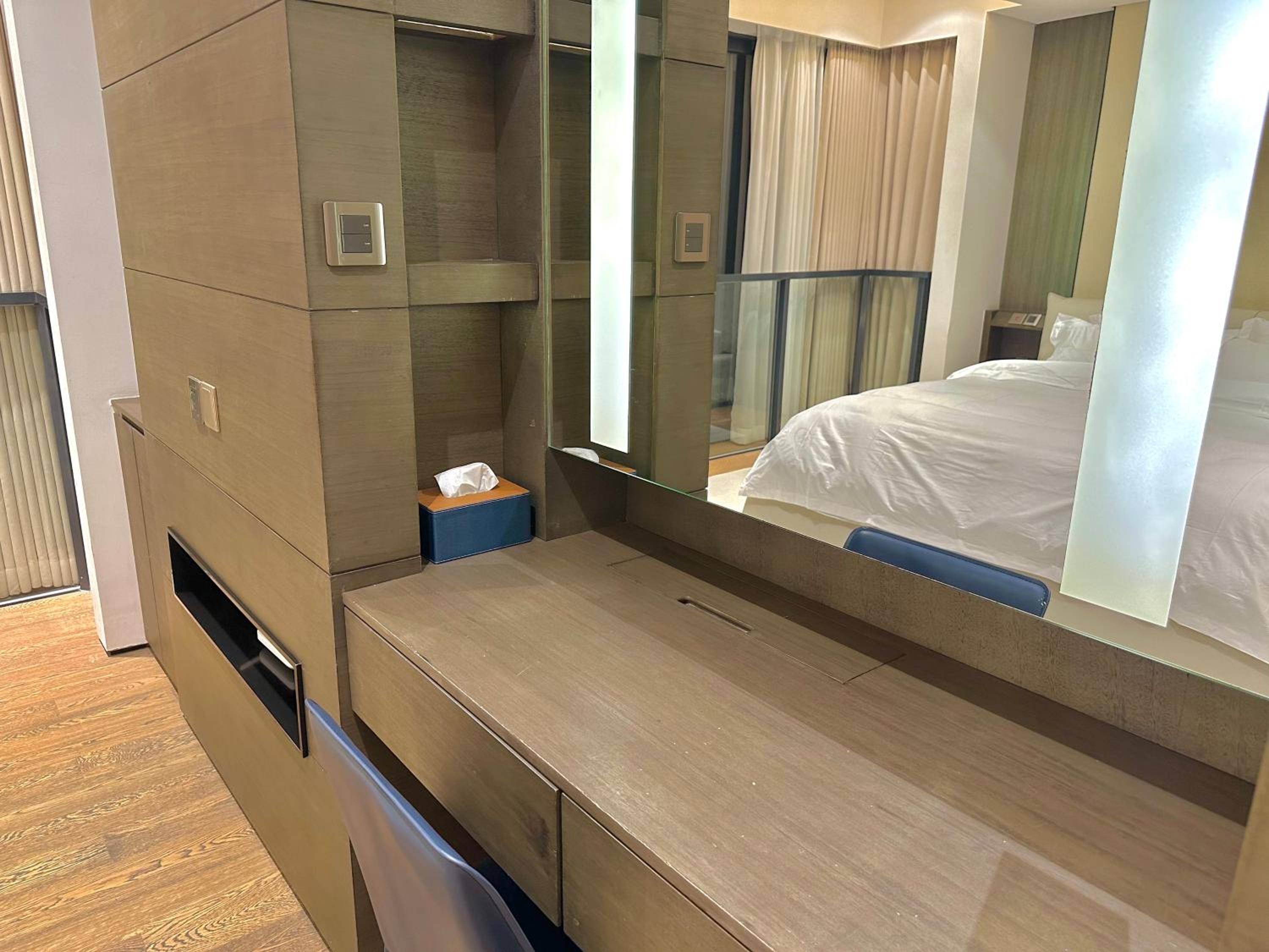 ZHome-Deplex luxury apartment-Near The Bund