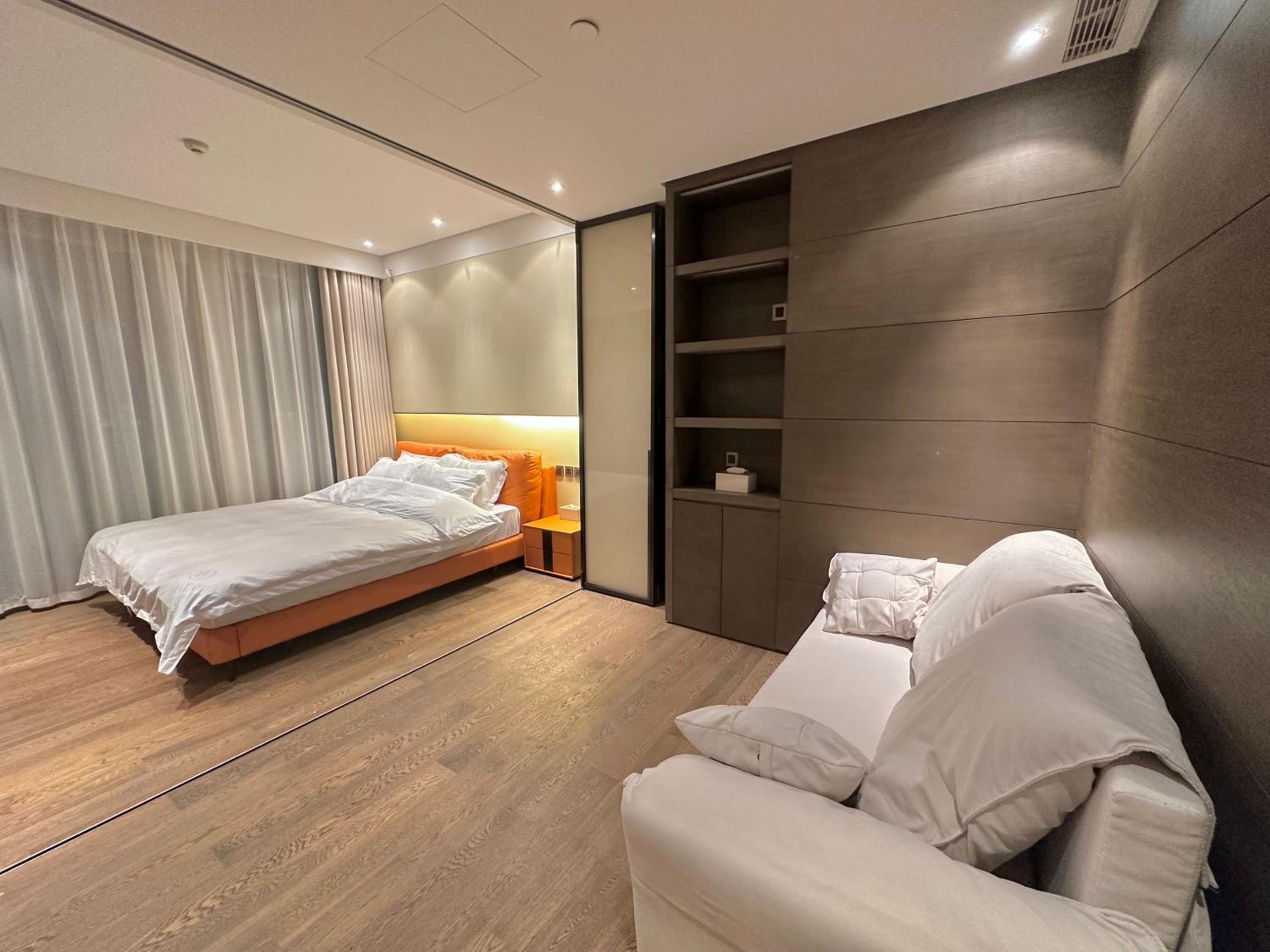 ZHome-Deplex luxury apartment-Near The Bund