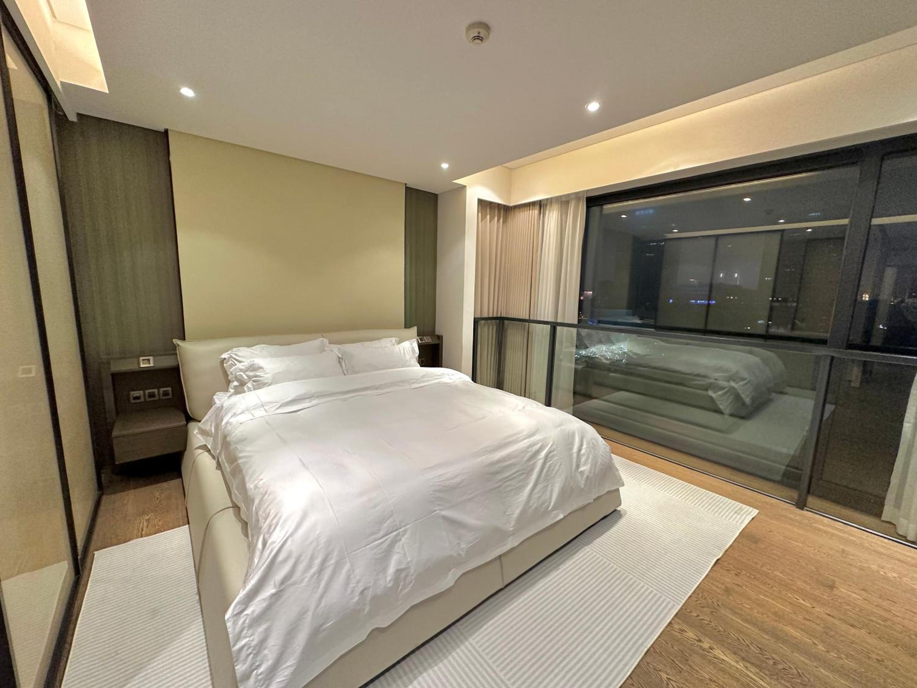 ZHome-Deplex luxury apartment-Near The Bund