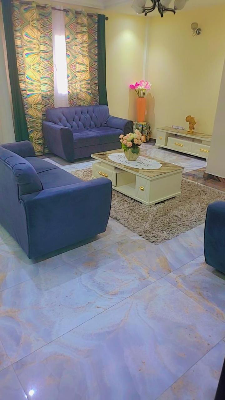 Appartement 2/3 chambres à Bonapriso Douala