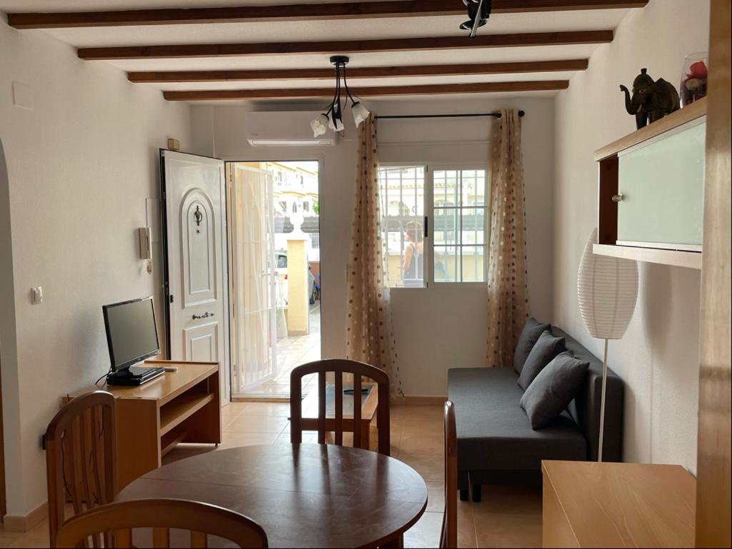 Gran Alicante Bungalow in Beach Resort