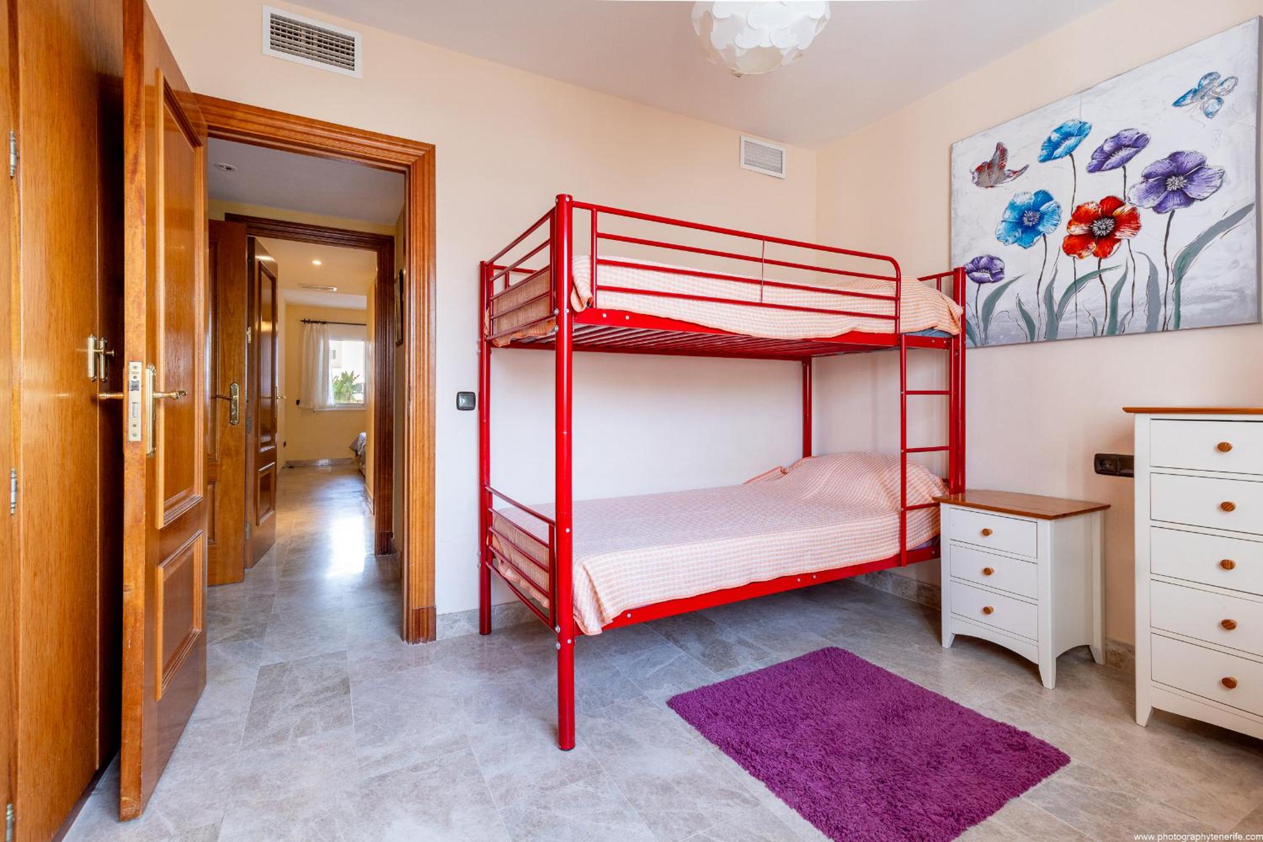Los Cristianos 2 bedroom quiet complex 200 meters from the ocean view 5
