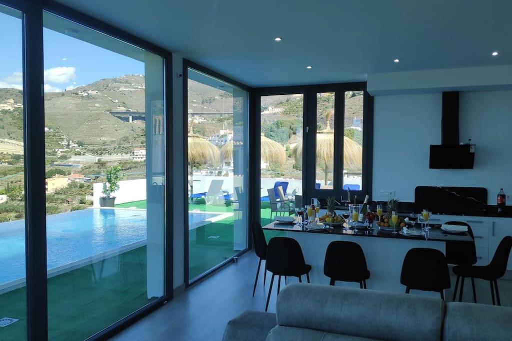 Casa joya del Mediterráneo