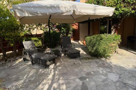 Regina Gardens - spacious, 3 bed, ground floor unit with large patio