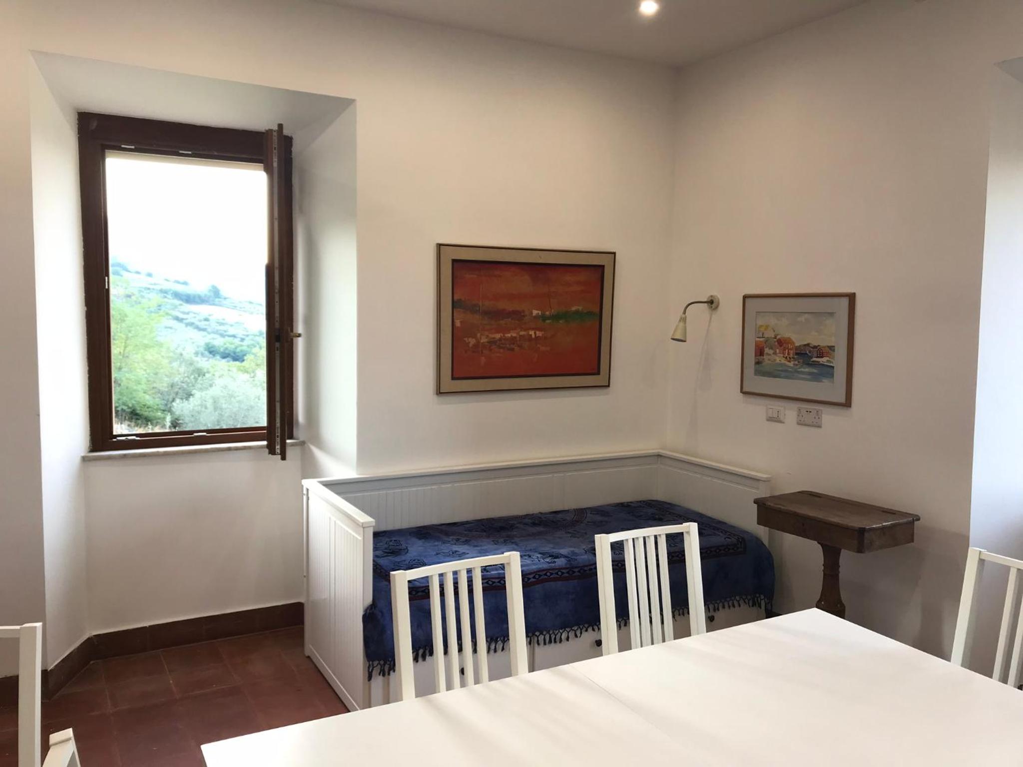 House near Rome with Beautiful Views and Pool