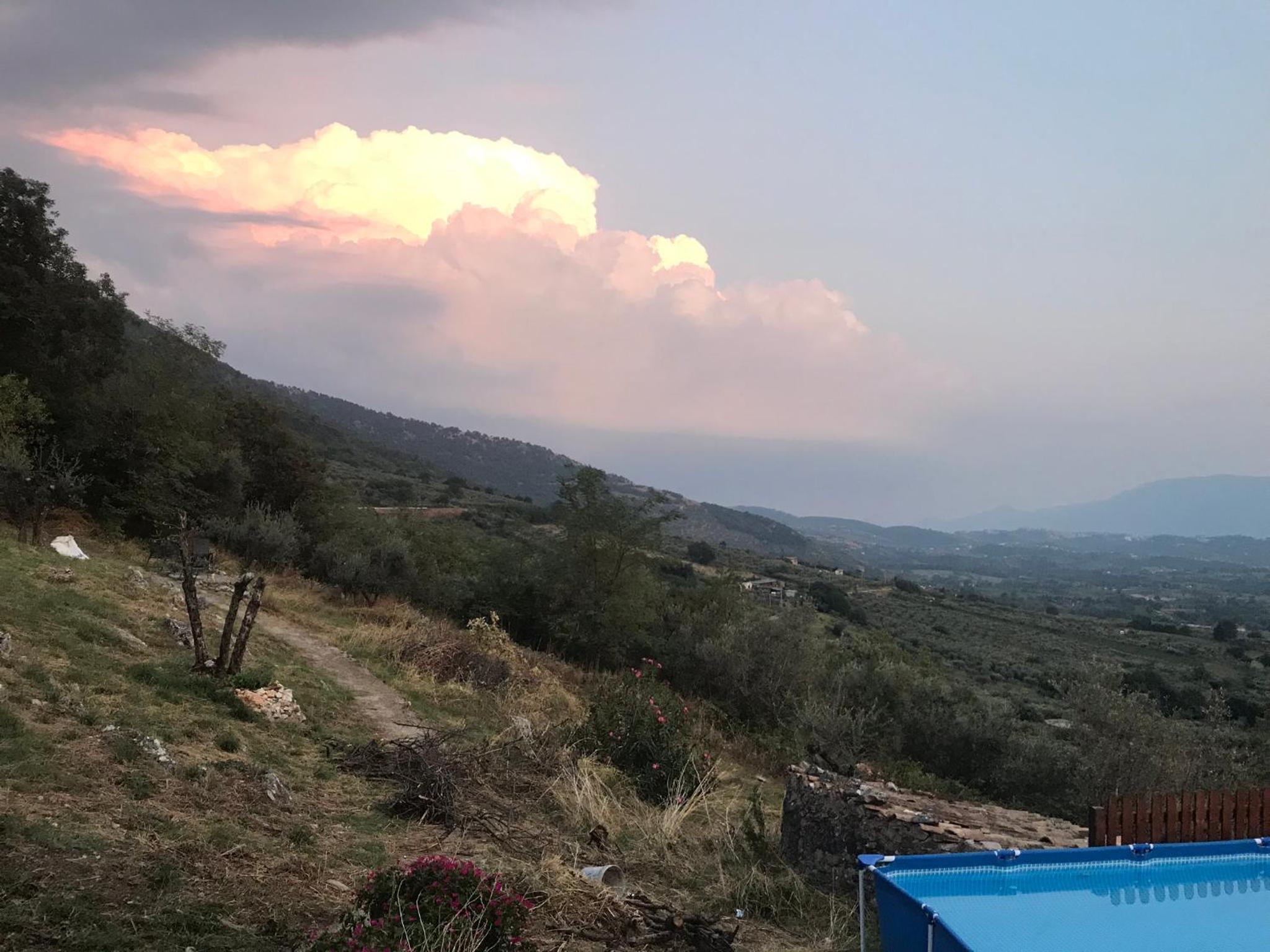 House near Rome with Beautiful Views and Pool