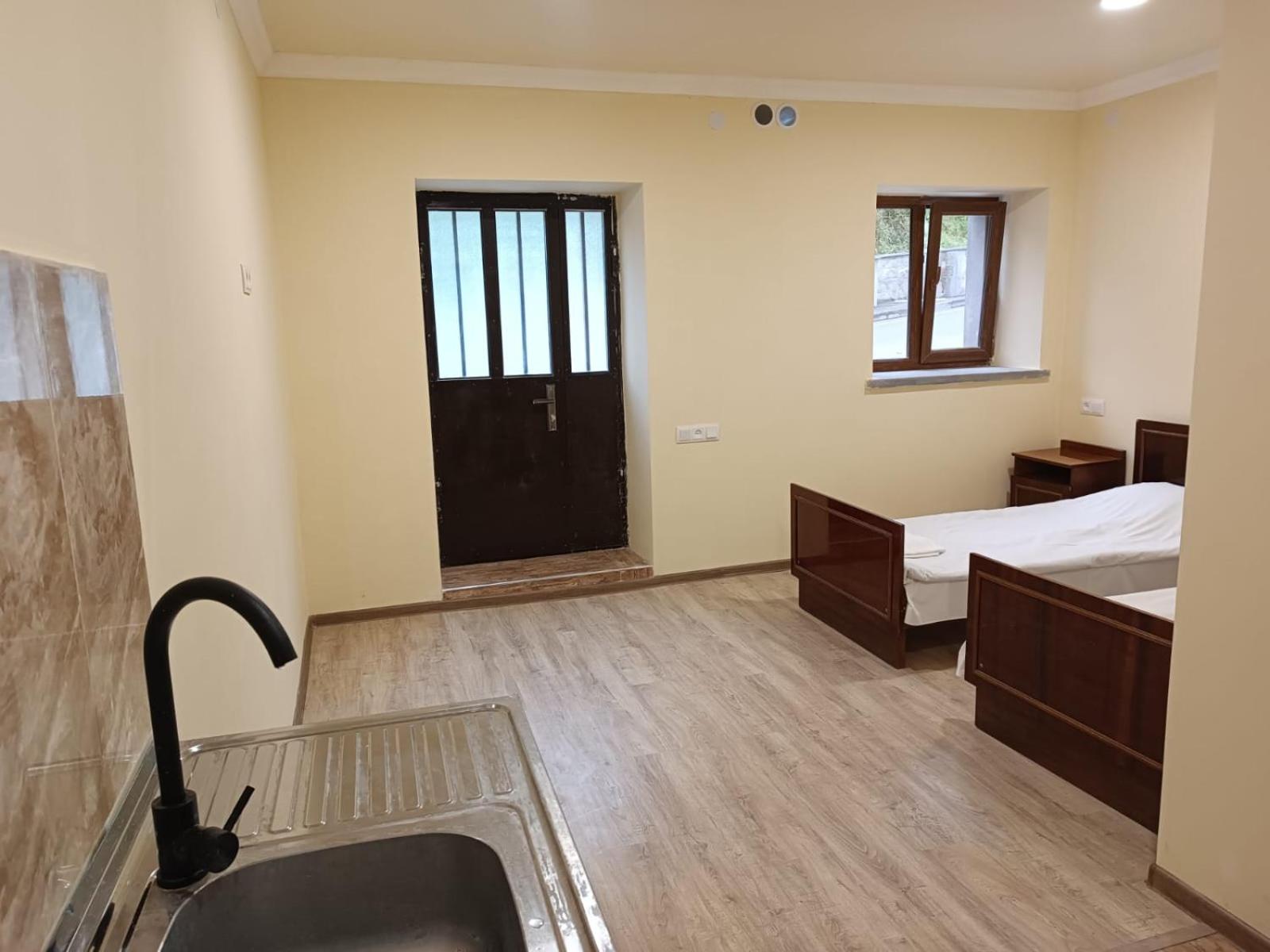Verishen Guest House B&B