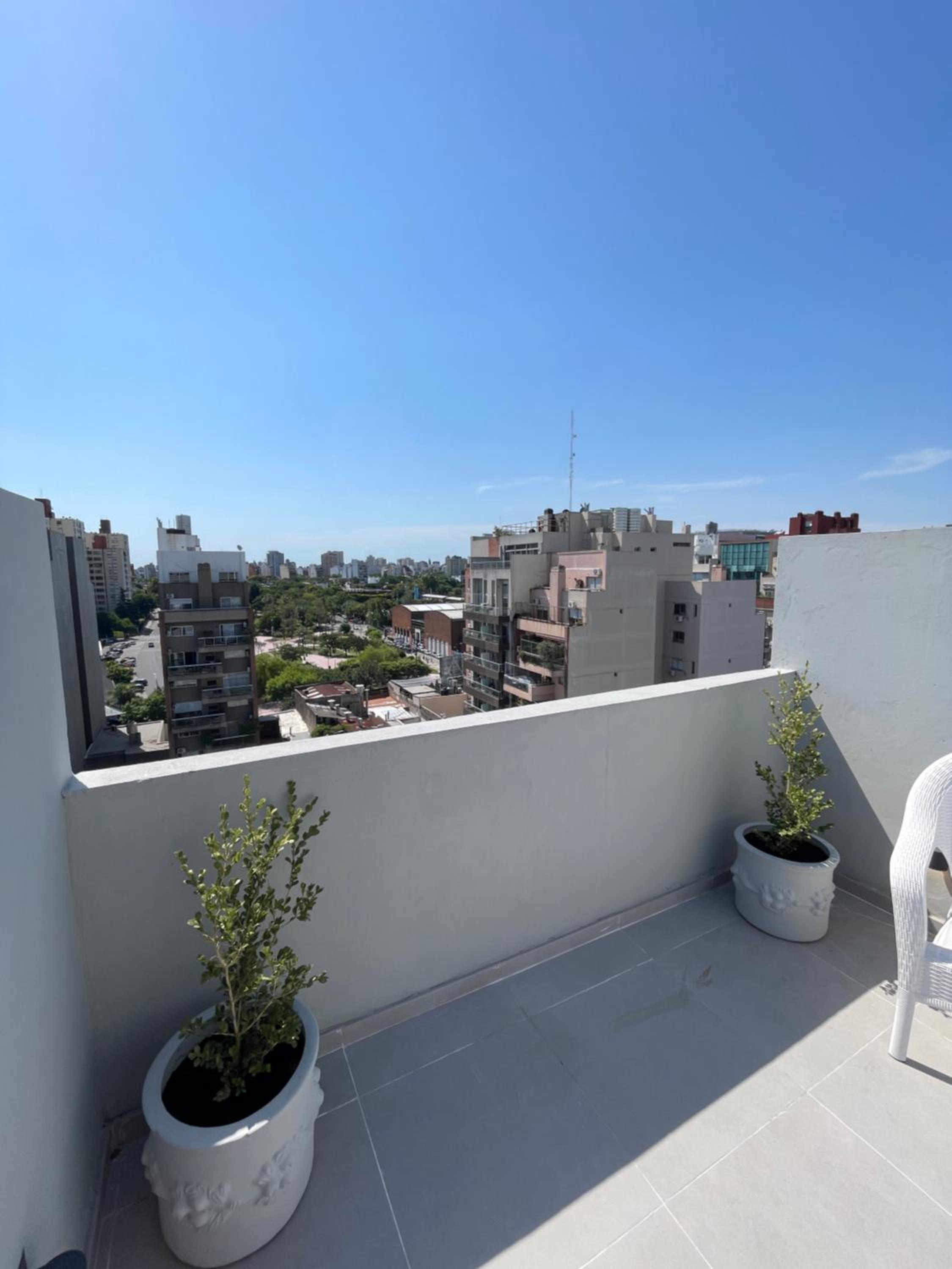 Beautiful Studio w/ Private BBQ