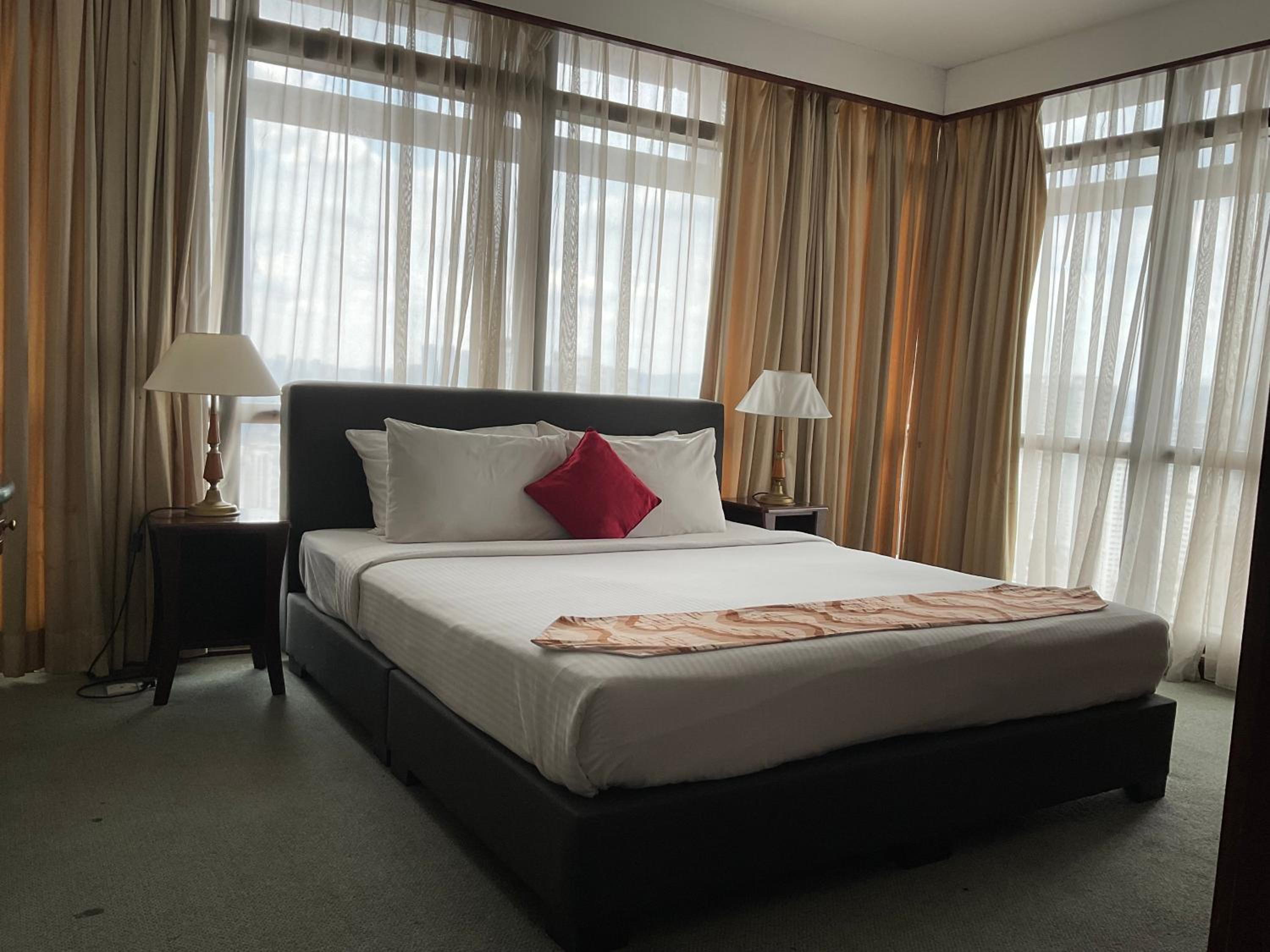 Regal Service Suite at Times Square, Kuala Lumpur