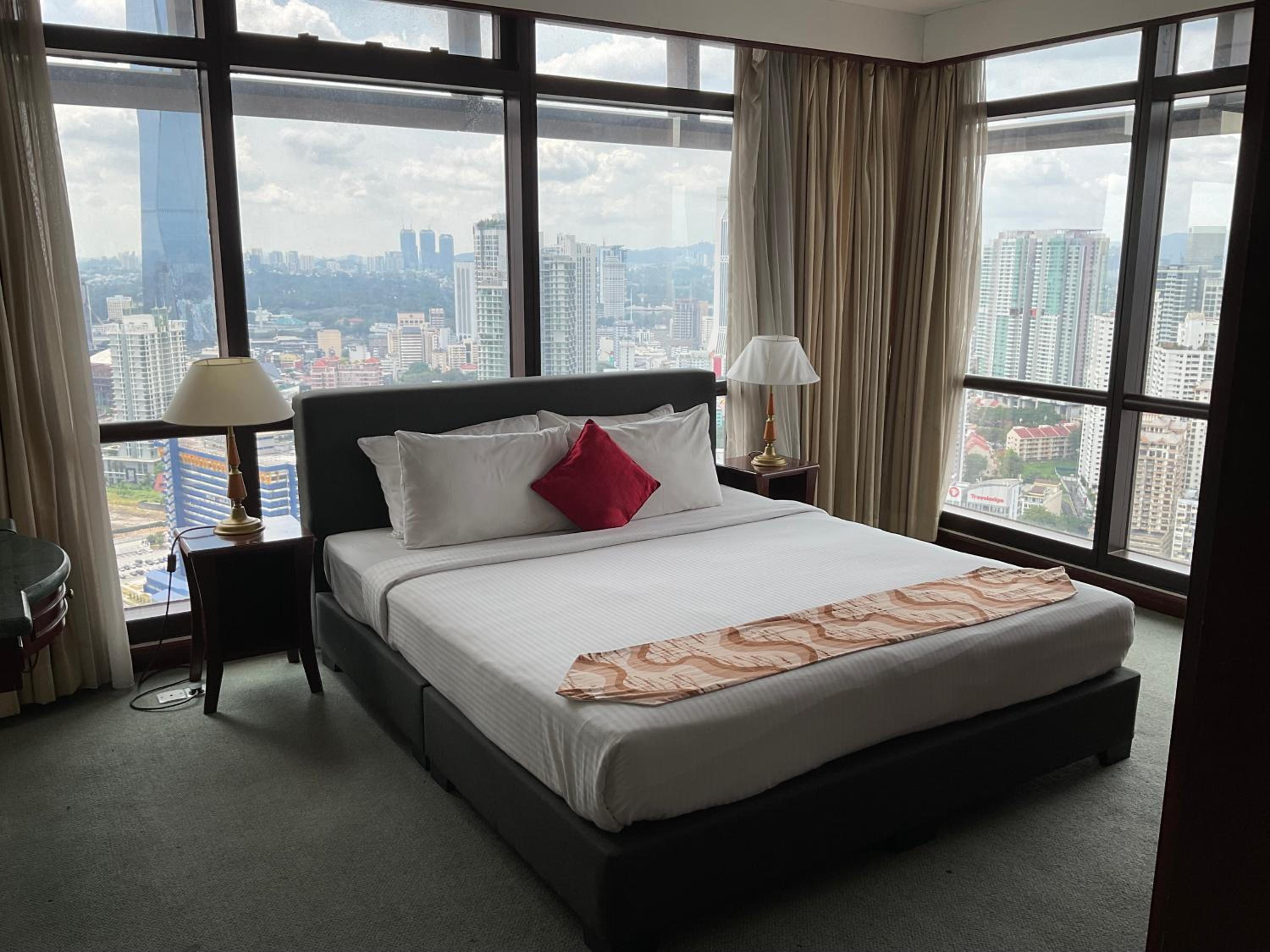 Regal Service Suite at Times Square, Kuala Lumpur