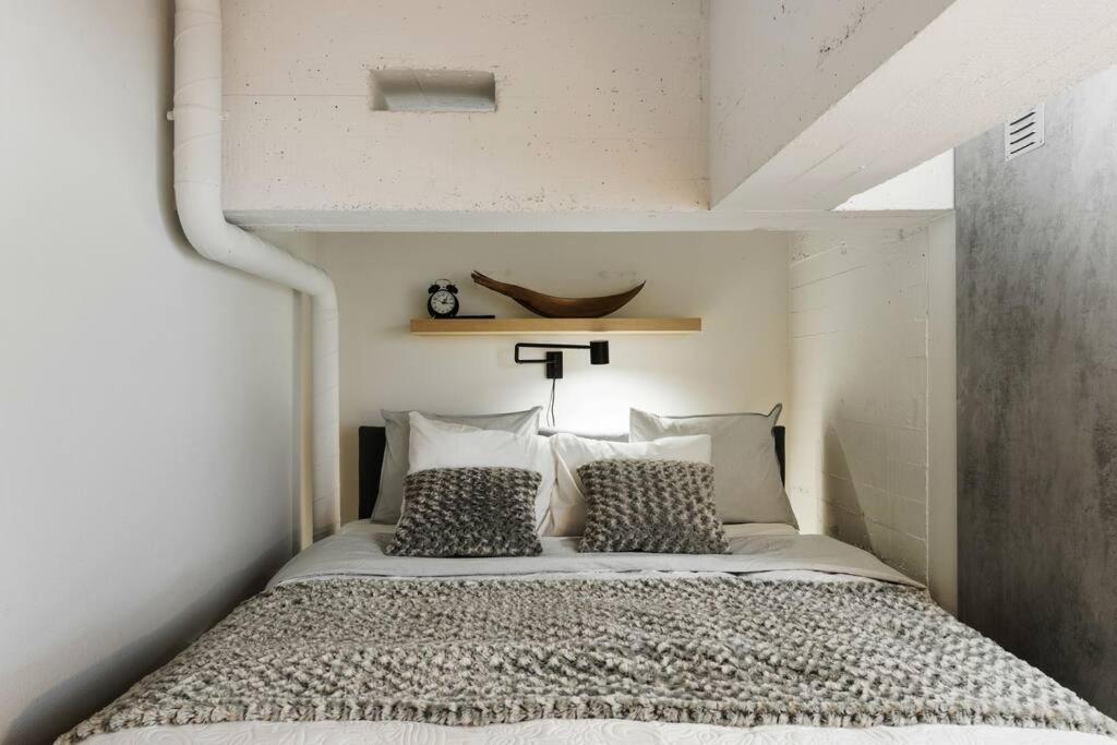 Riverside Loft With Sauna