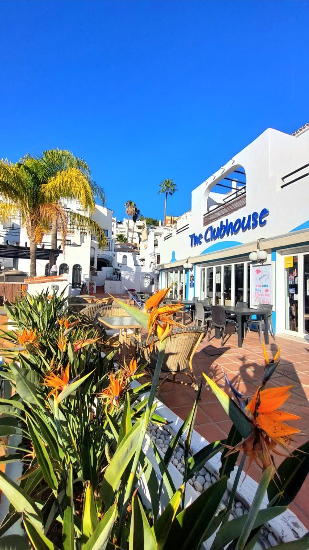 Happy Holiday Home! Pueblo Evita Charming Condo