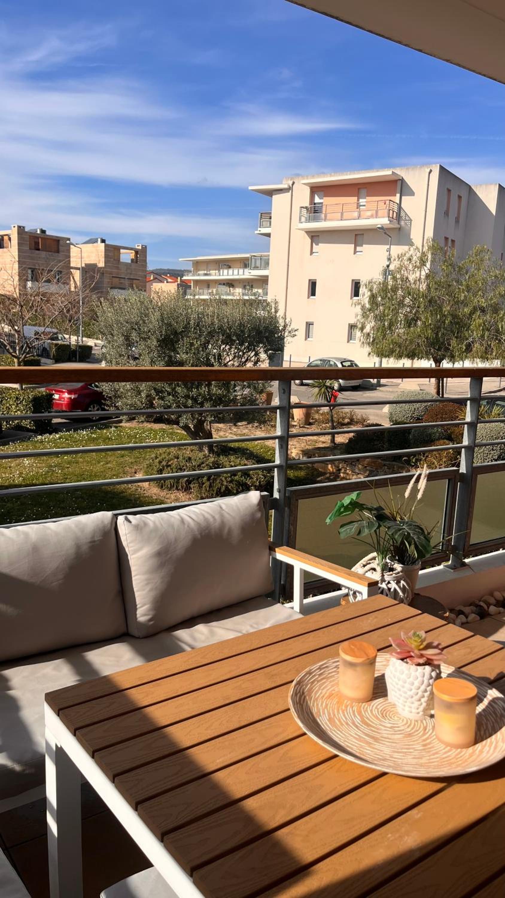 Appartement 2 chambres dans résidence avec piscine et parking