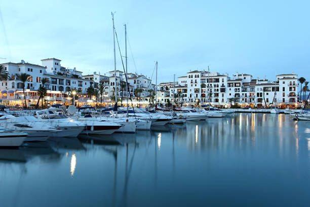BT Balzekas tennis Residencial Duquesa holiday vibes