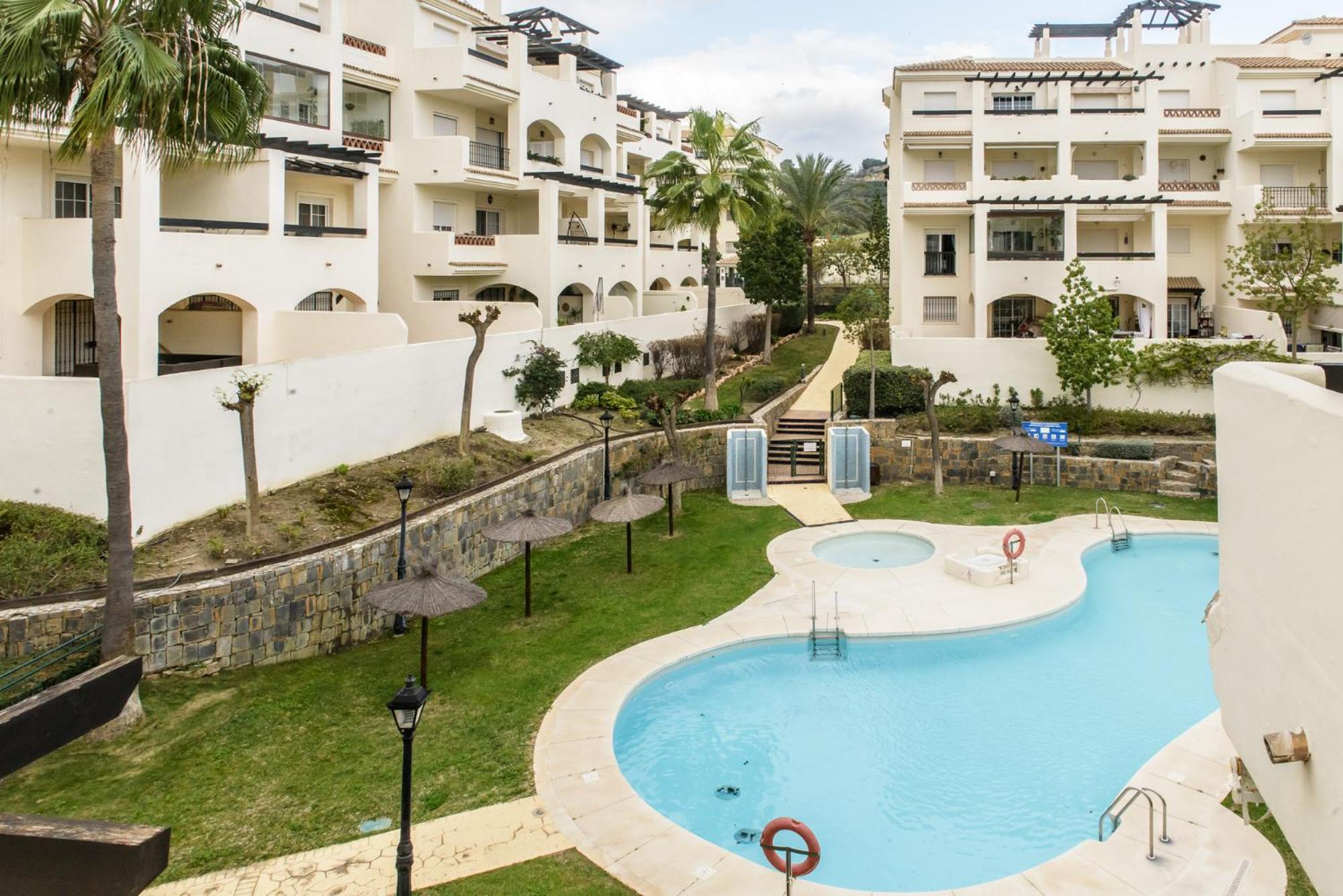 BT Balzekas tennis Residencial Duquesa holiday vibes
