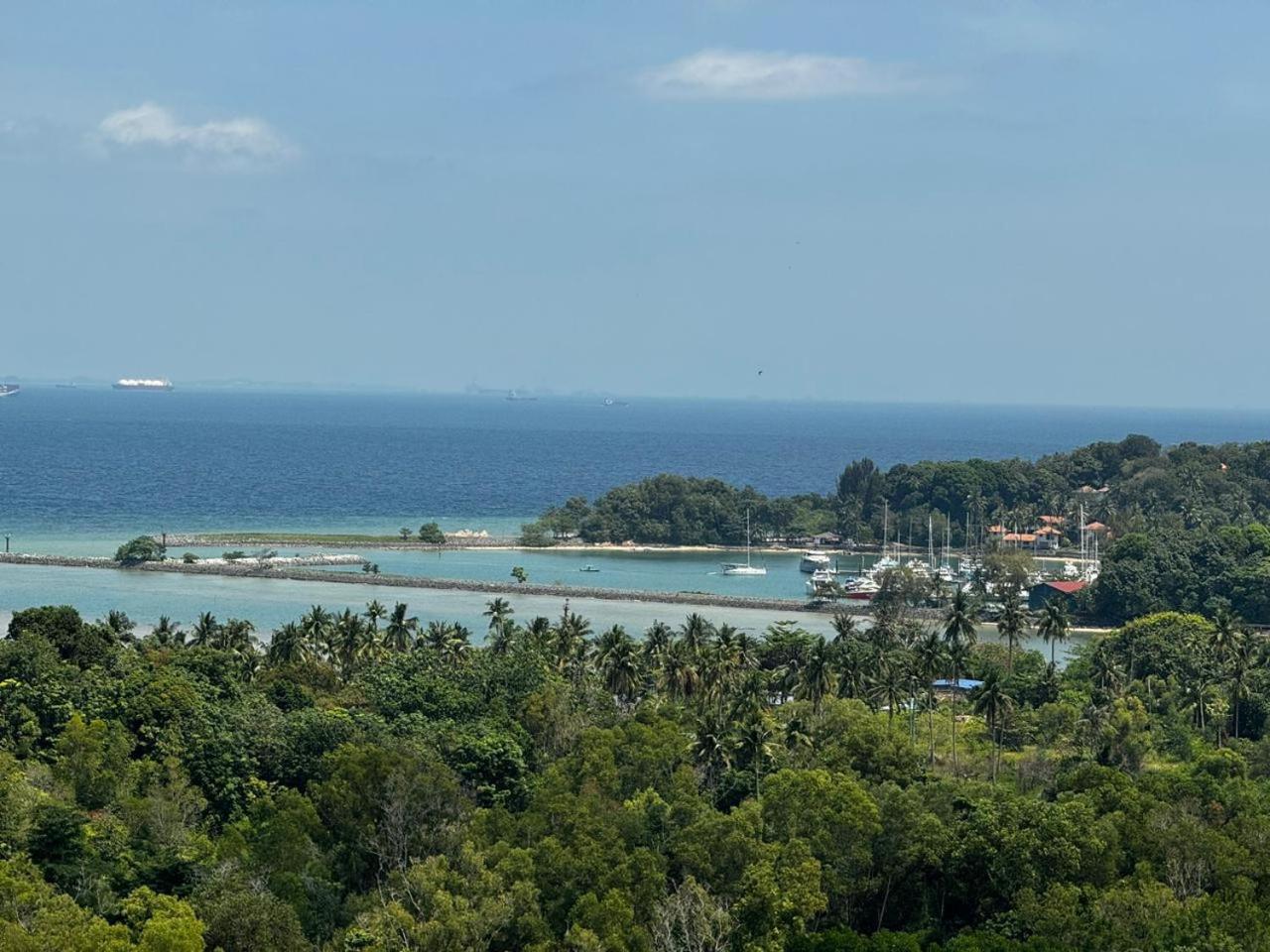 The Wanderlust Stay - Premium Seaview 15F view 4