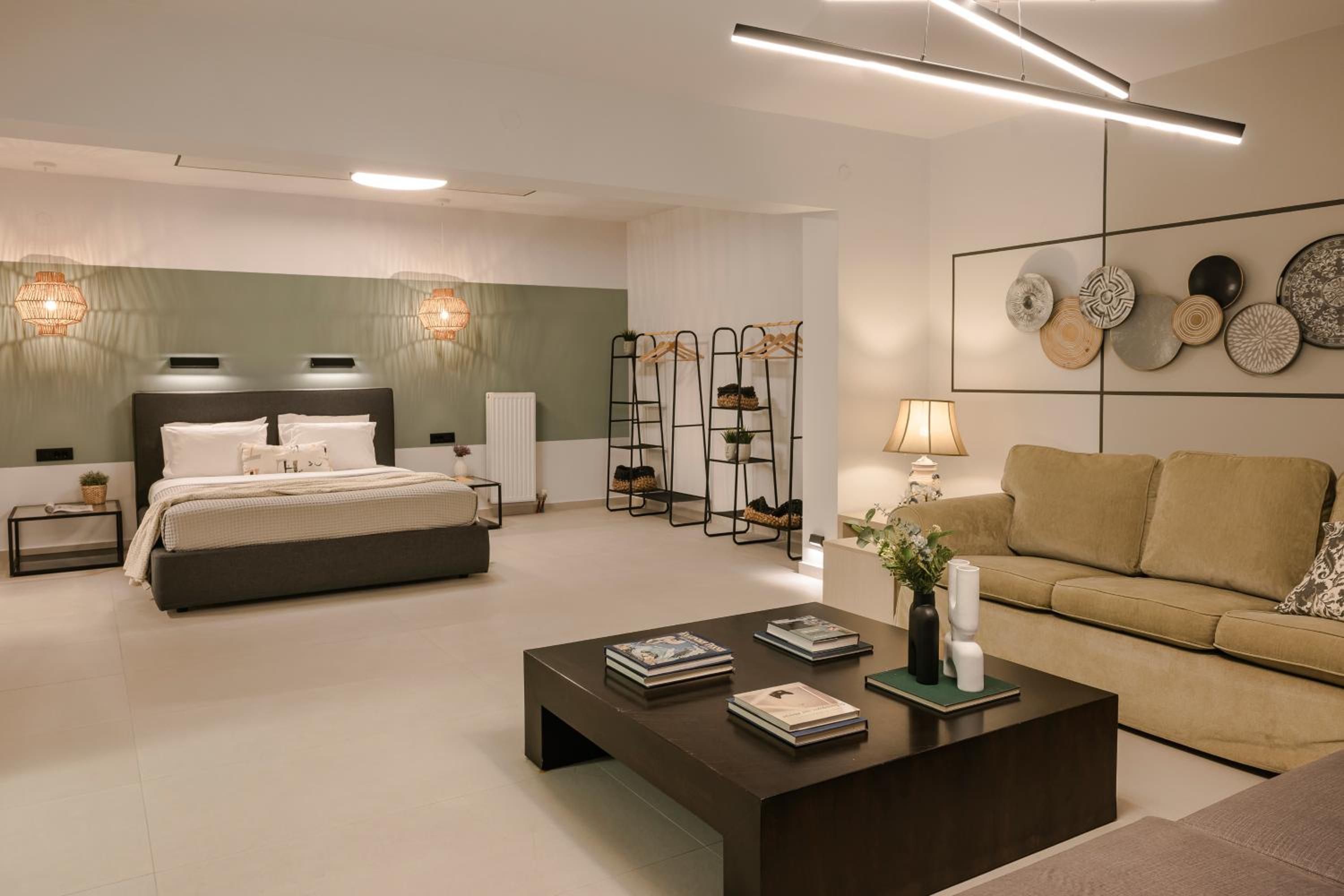 Absolute Villa by Stylish Stays