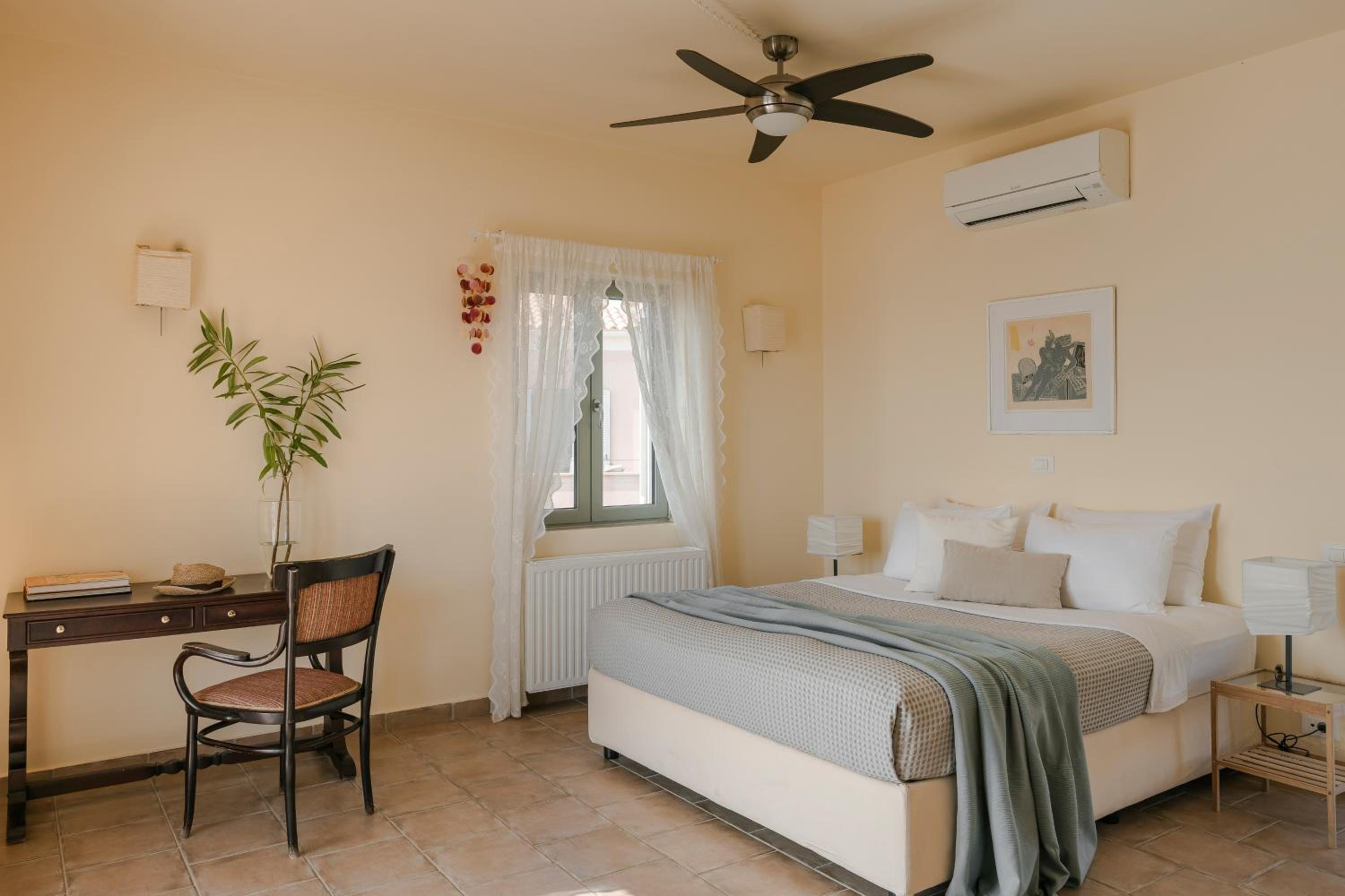 Absolute Villa by Stylish Stays