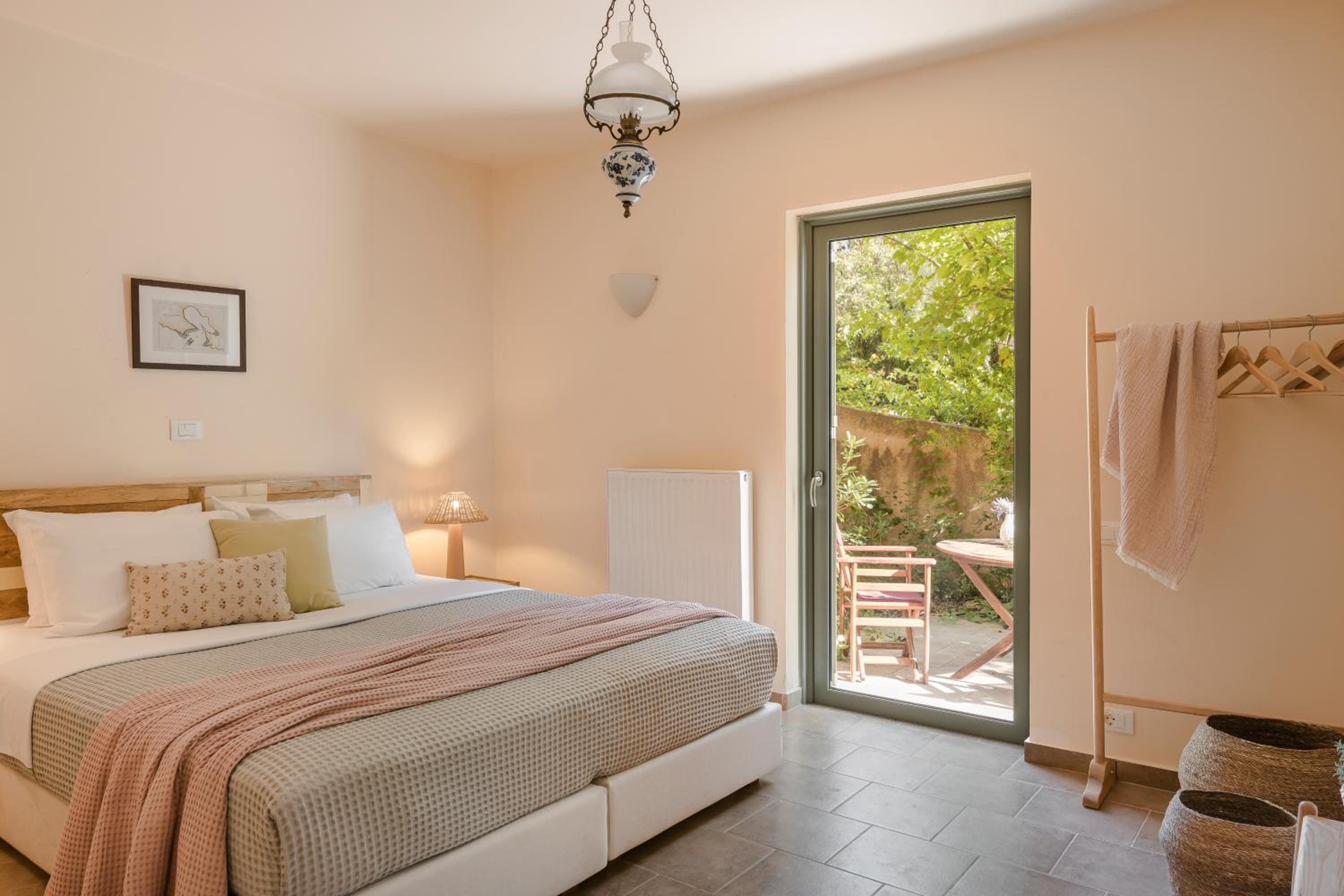 Absolute Villa by Stylish Stays