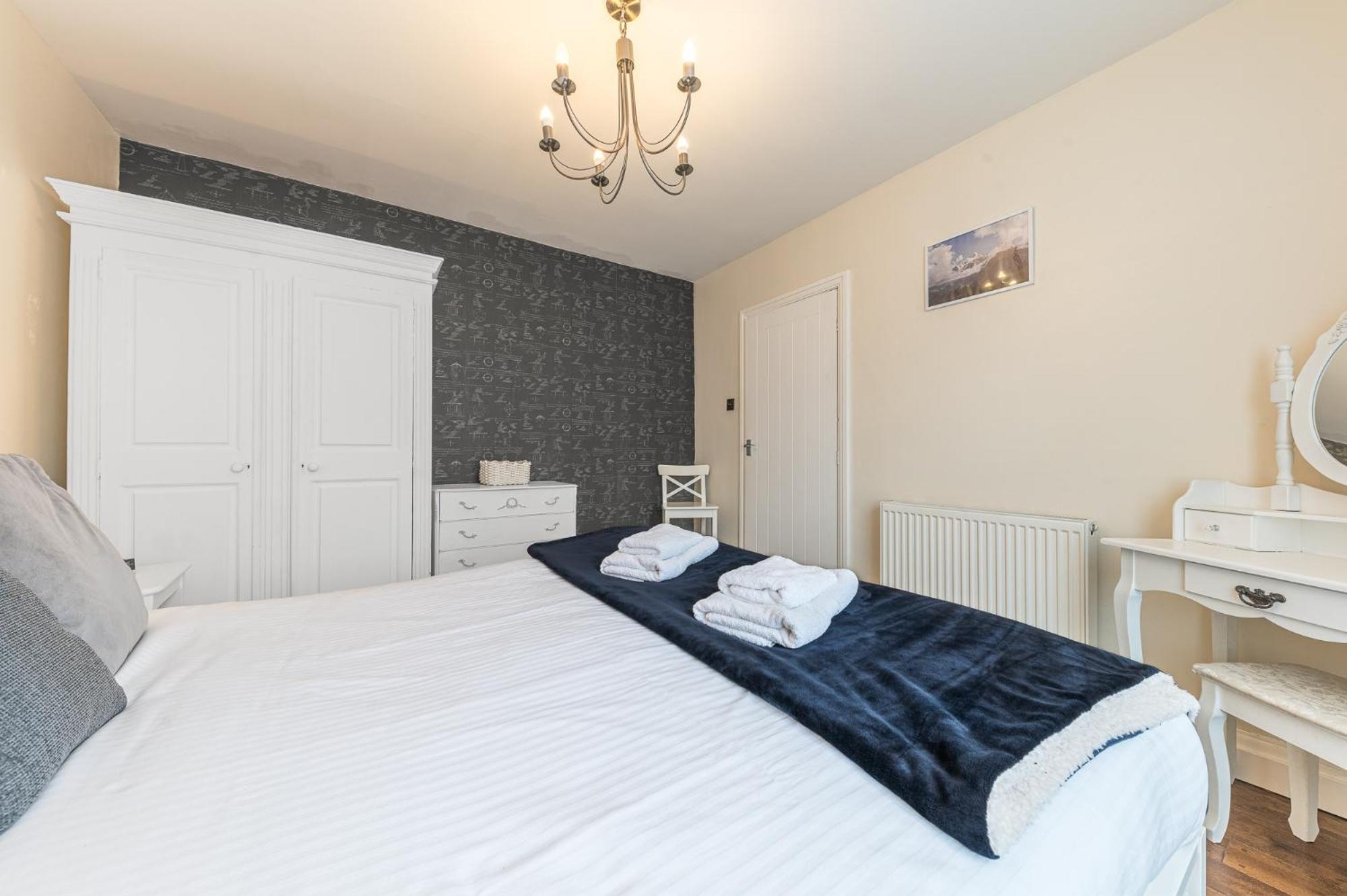 Enjoy relaxing family breaks in this central Ambleside apartment with parking view 2