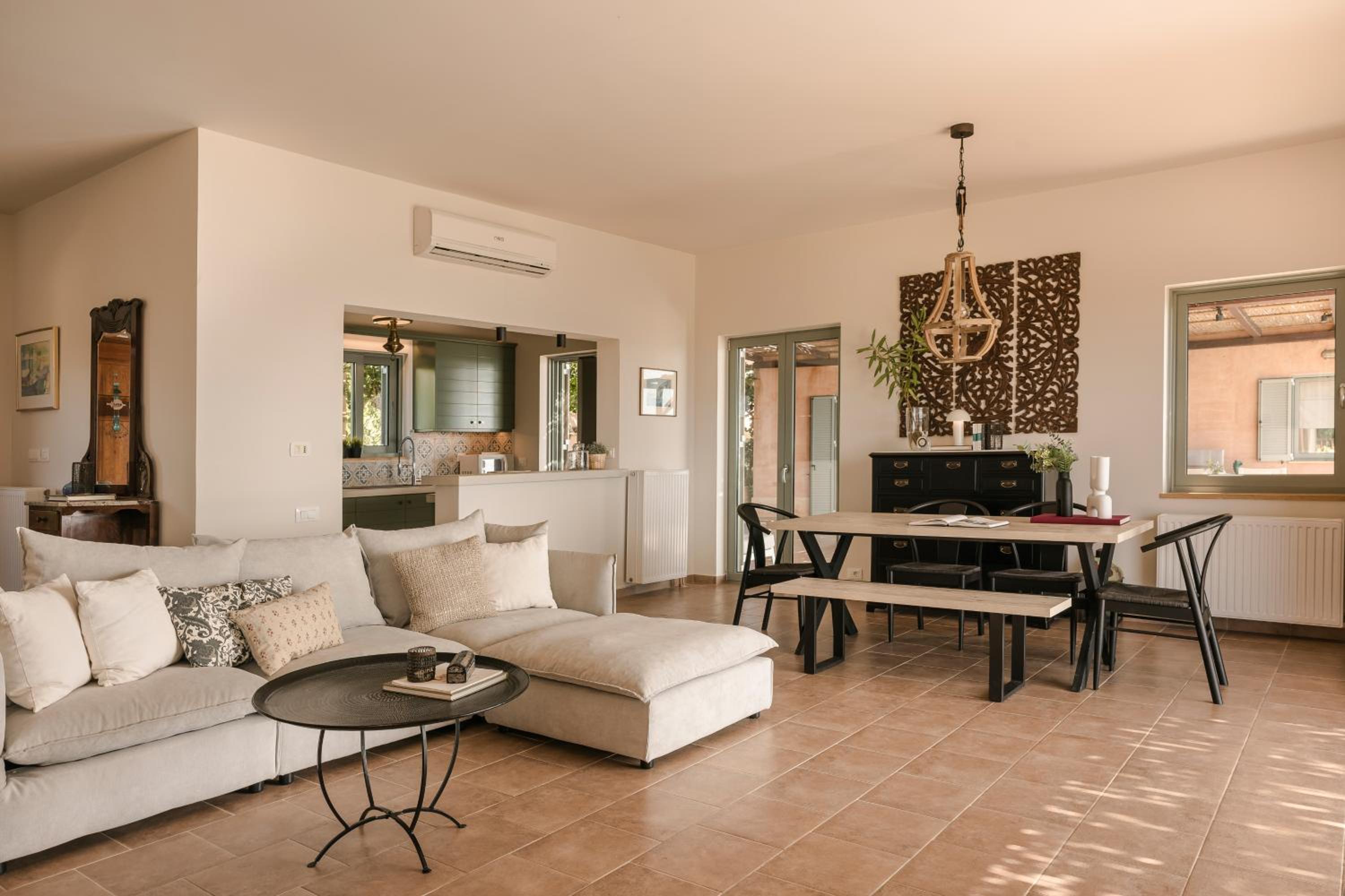 Absolute Villa by Stylish Stays
