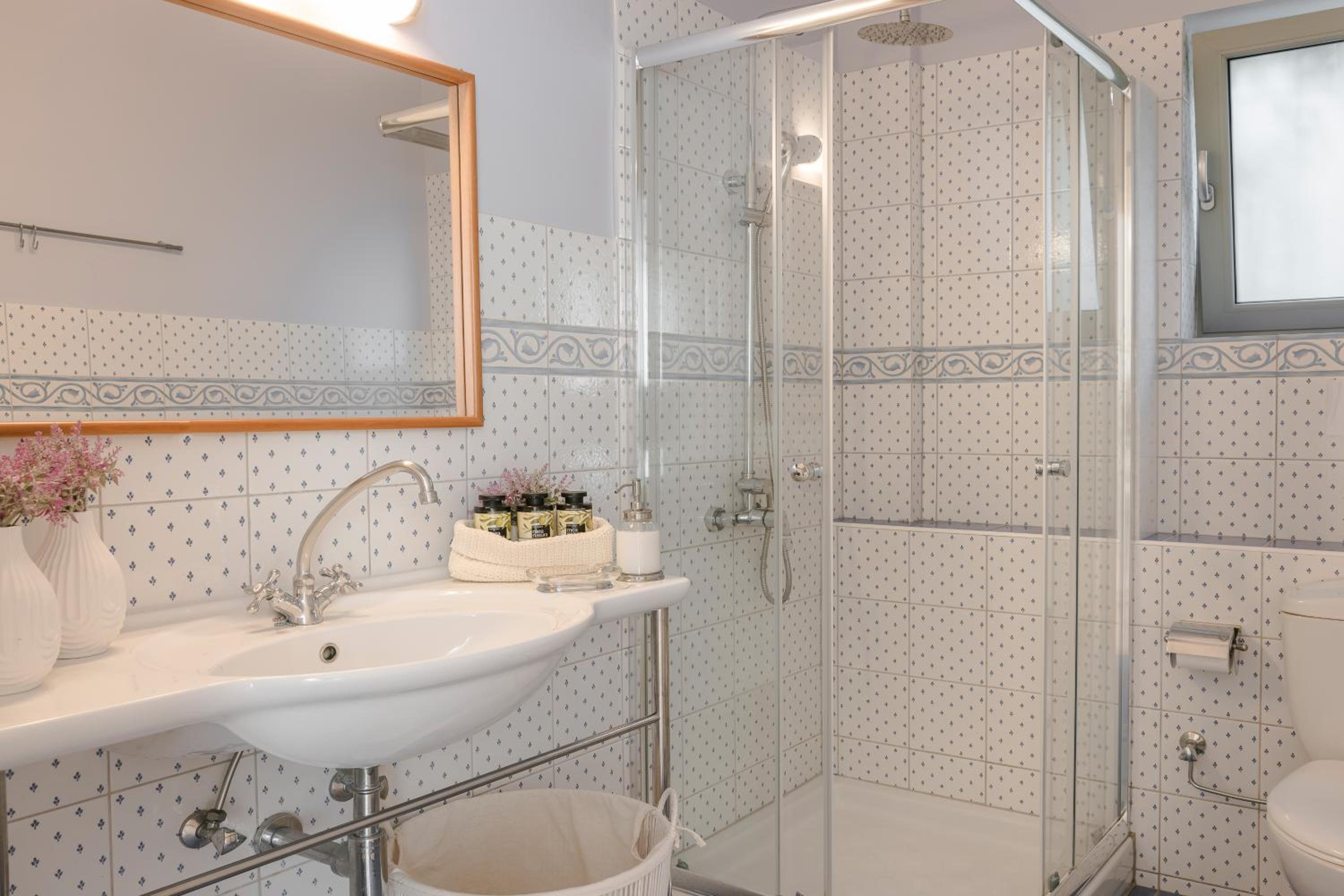 Absolute Villa by Stylish Stays