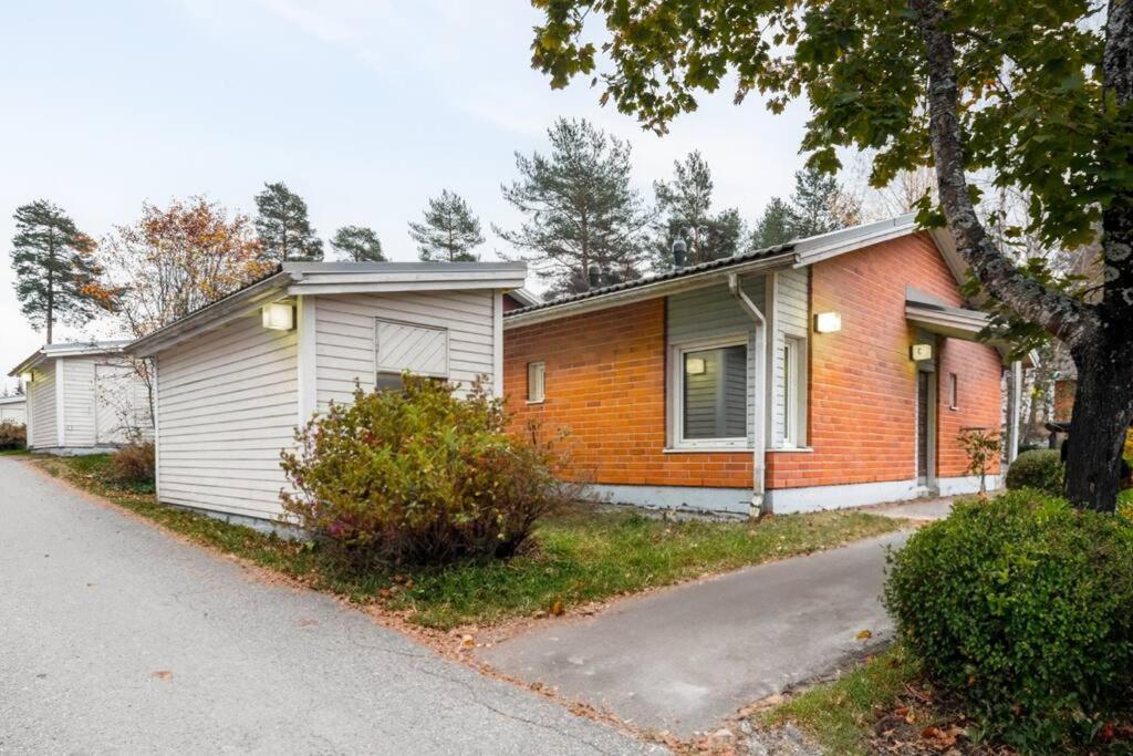 Hotel Rauhallinen rivitalon pääty - Image 1