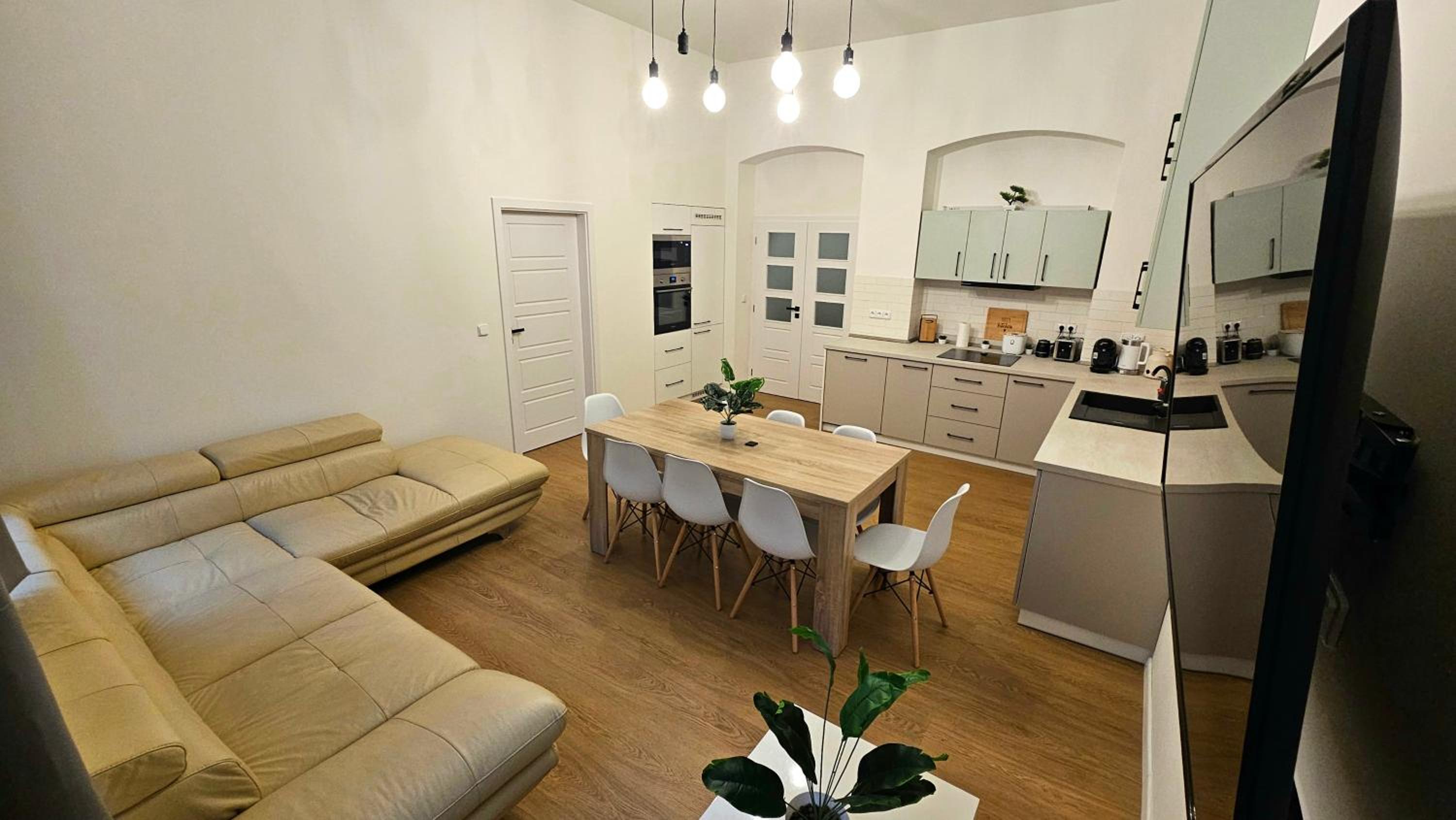 Apartmán Maxmilián**** s parkováním zdarma