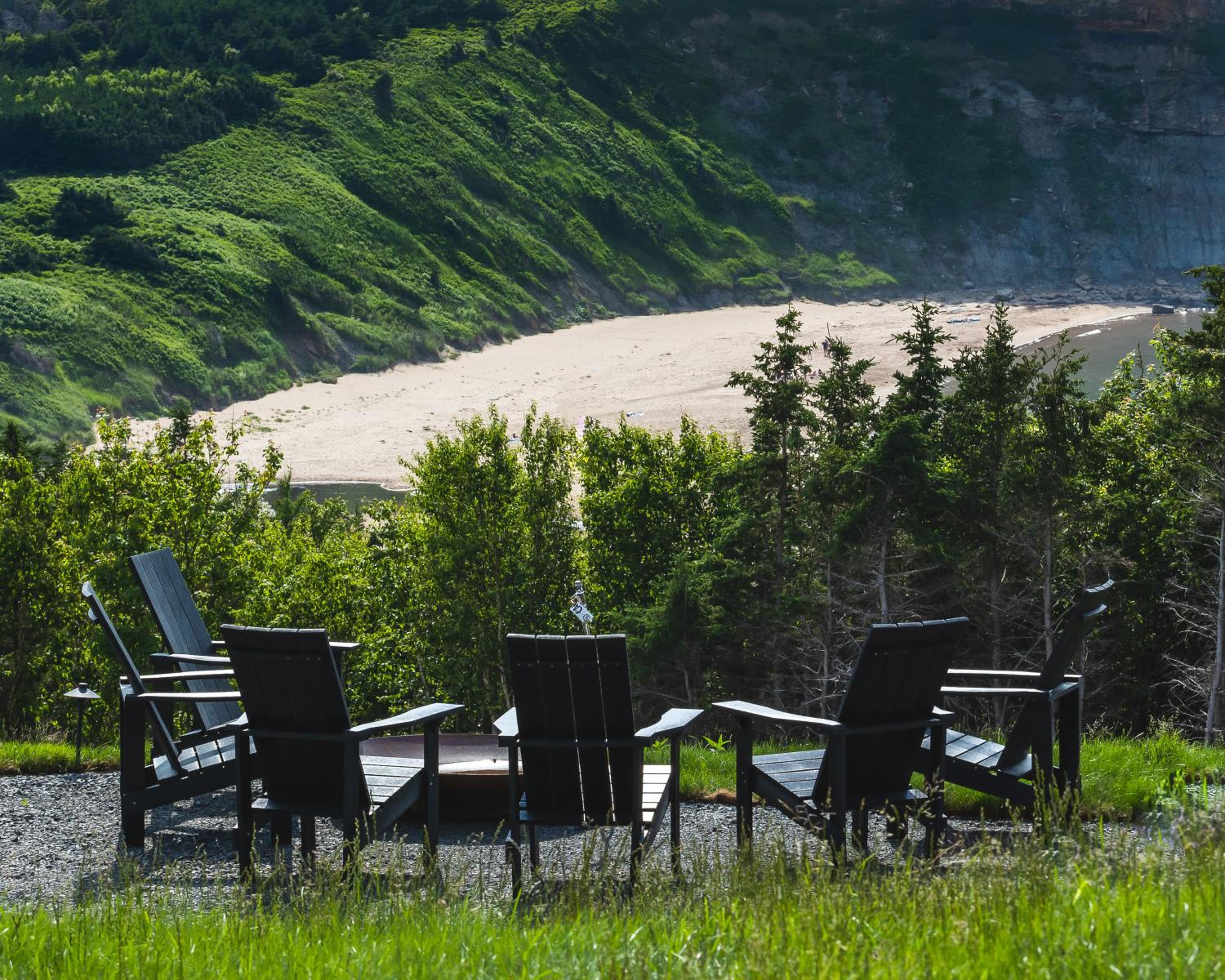Spruce - Luxury Oceanview Cottage with Hot Tub & Private Beach Access near Cabot Trail