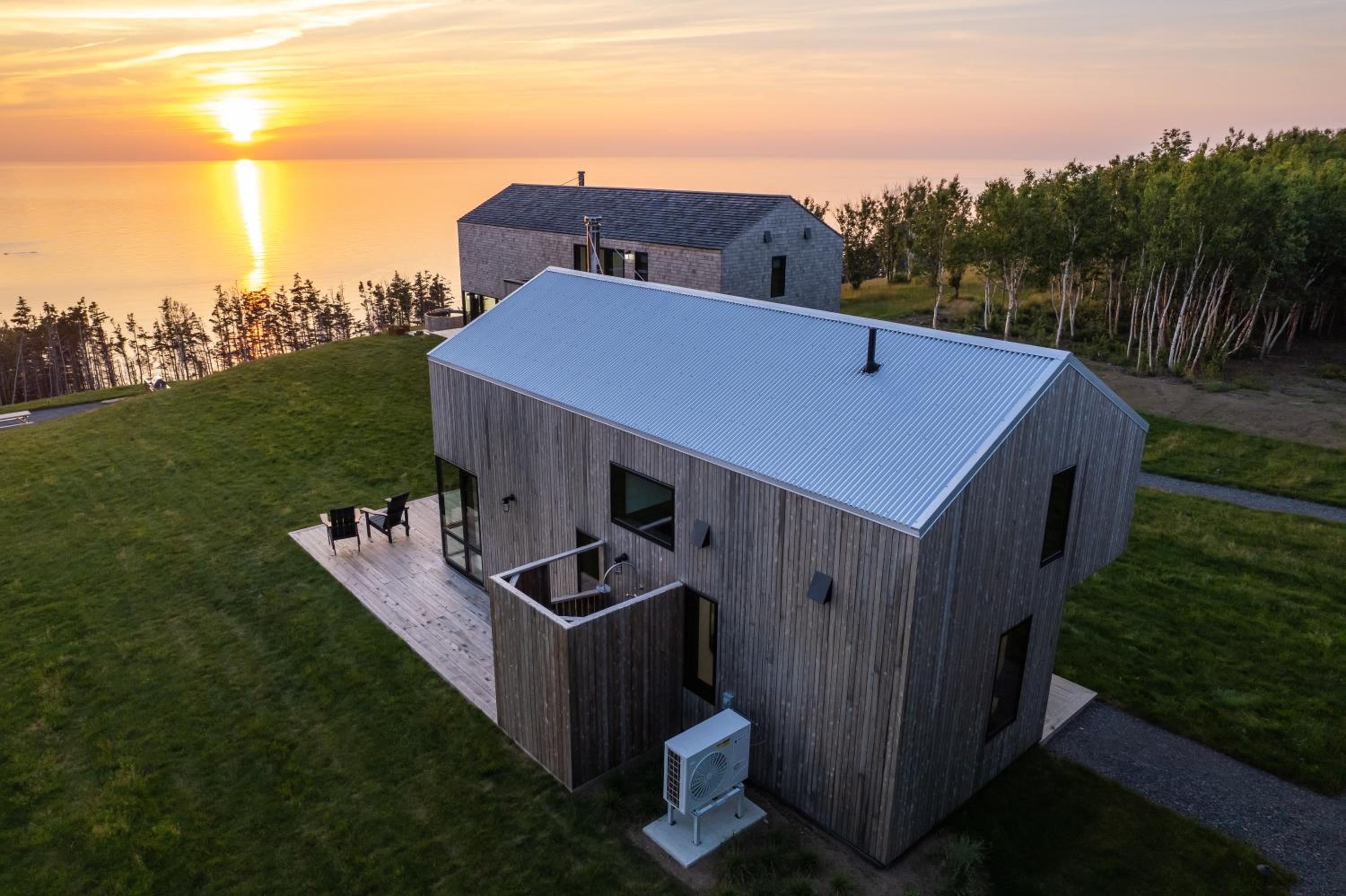 Spruce - Luxury Oceanview Cottage with Hot Tub & Private Beach Access near Cabot Trail