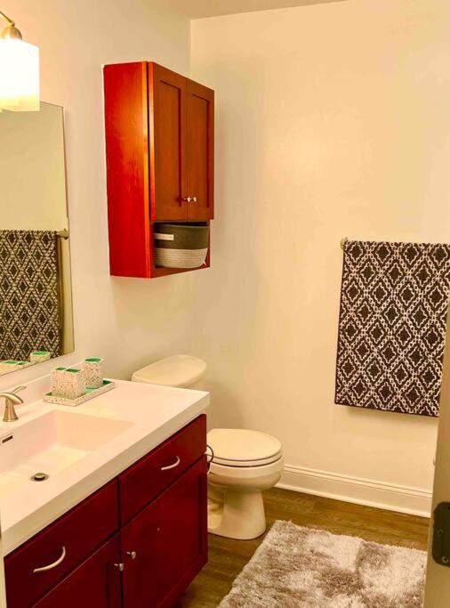 Coolest condo ever- Indy's best at your door step - Central Mass Ave! view 4