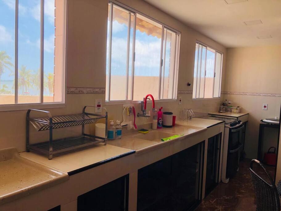 Na Praia- Espaço Dom Artur