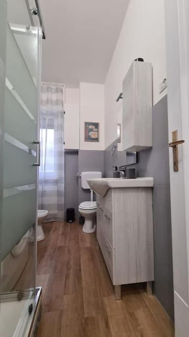 La casa nel vicolo-Casa Vittoria