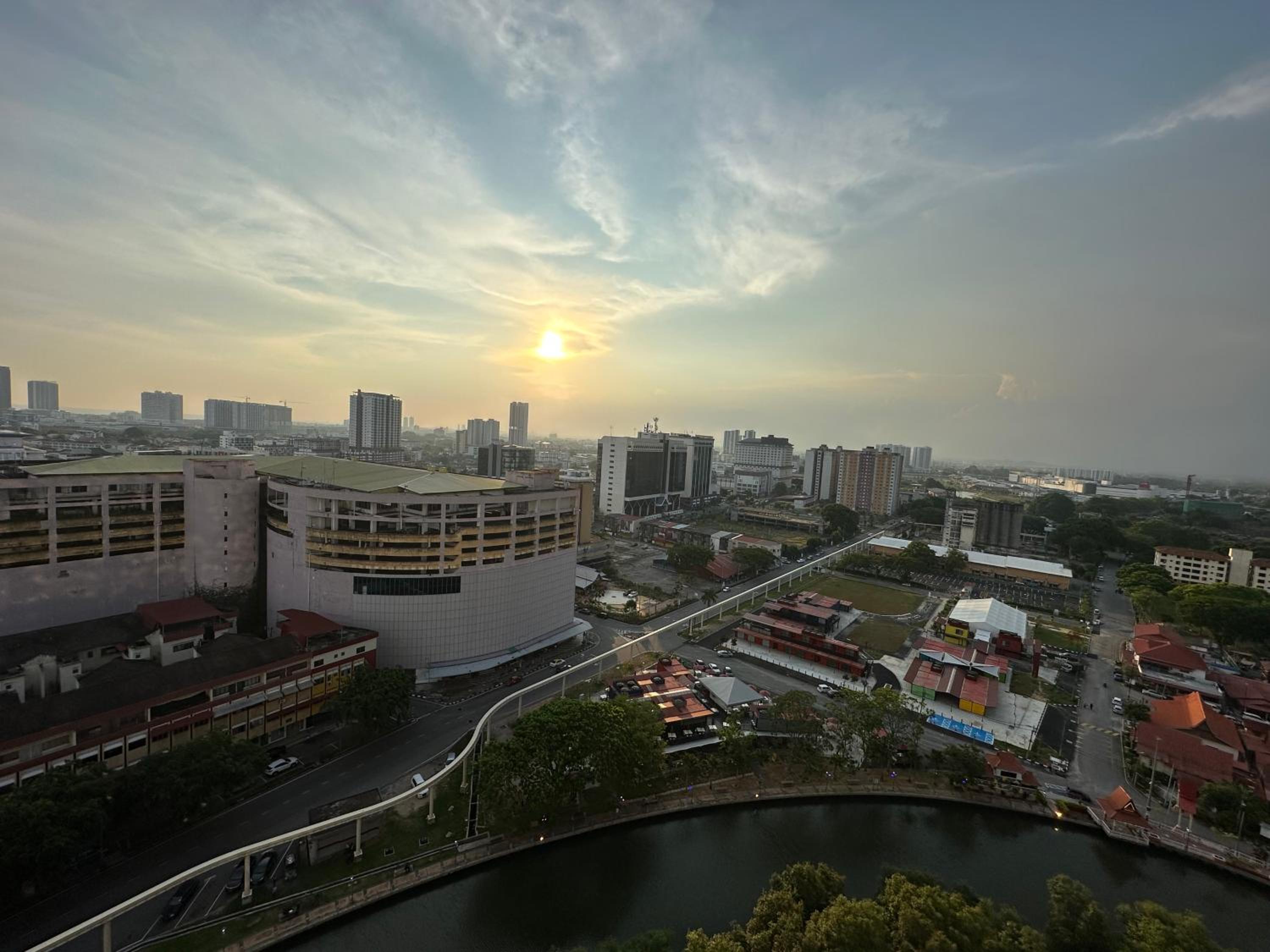 THE SHORE RESIDENCES MELAKA I FREE WIFI near Jonker