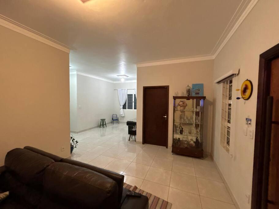 Chácara Aloés - piscina climatizada, suíte com ar cond banheira hidromassagem