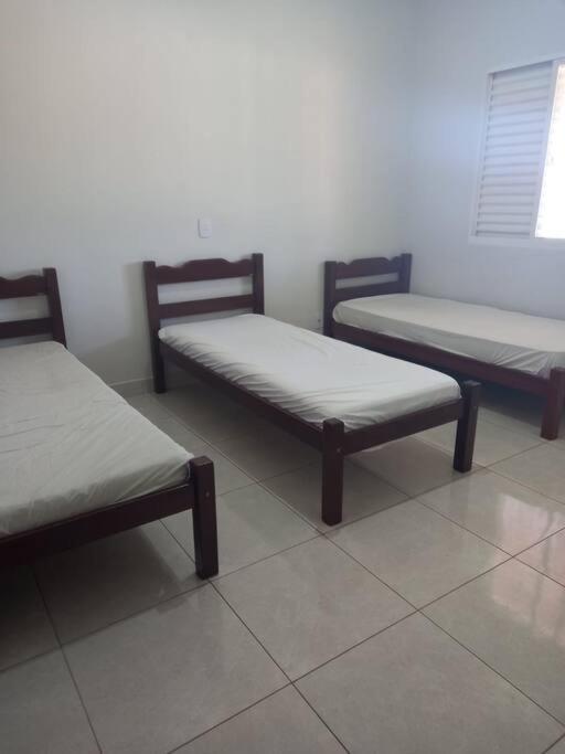 Chácara Aloés - piscina climatizada, suíte com ar cond banheira hidromassagem