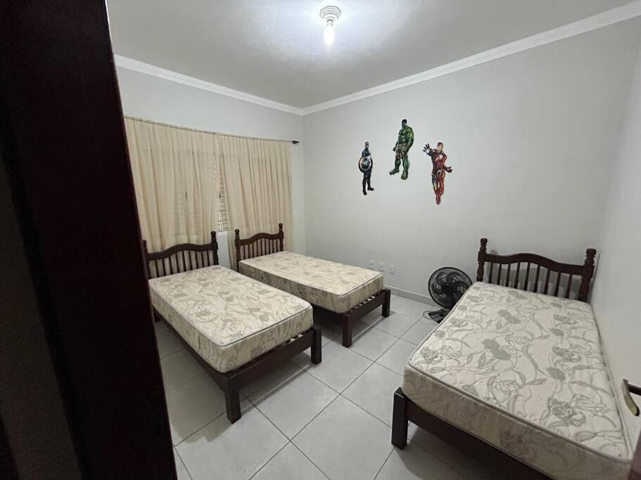 Chácara Aloés - piscina climatizada, suíte com ar cond banheira hidromassagem
