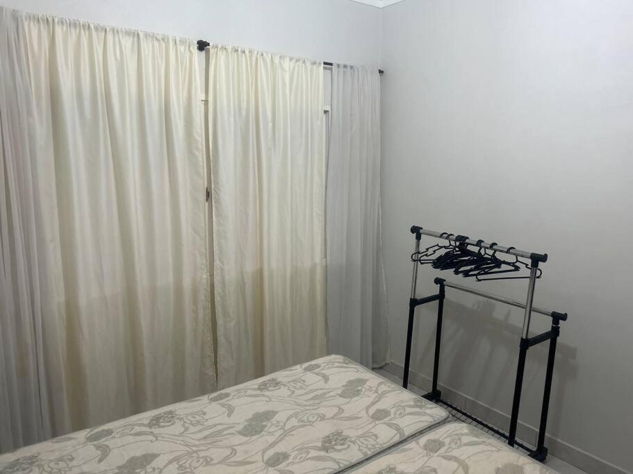 Chácara Aloés - piscina climatizada, suíte com ar cond banheira hidromassagem