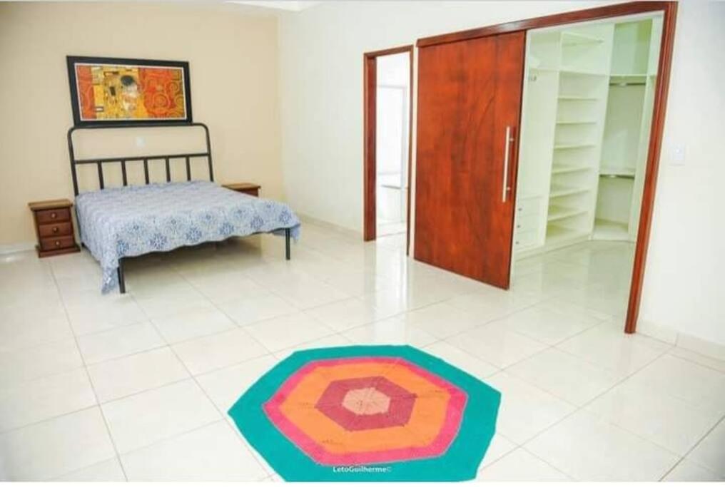 Chácara Aloés - piscina climatizada, suíte com ar cond banheira hidromassagem