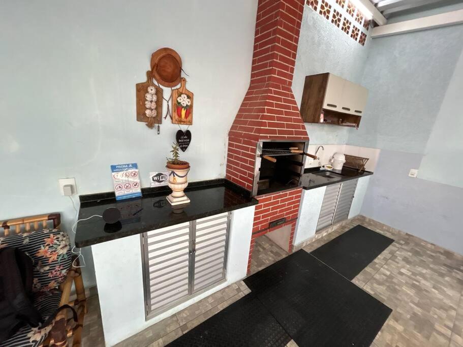 Chácara Aloés - piscina climatizada, suíte com ar cond banheira hidromassagem