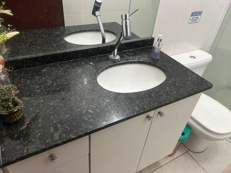 Chácara Aloés - piscina climatizada, suíte com ar cond banheira hidromassagem