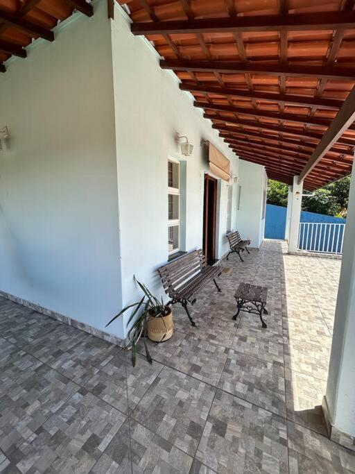 Chácara Aloés - piscina climatizada, suíte com ar cond banheira hidromassagem